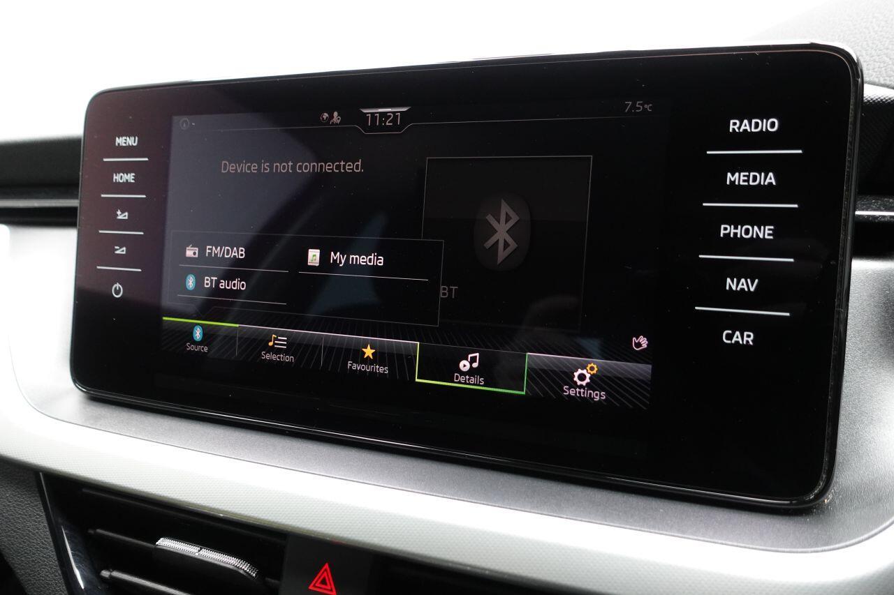 Skoda Kamiq - Image 34