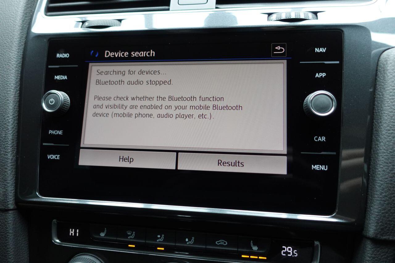 Volkswagen Golf - Image 42