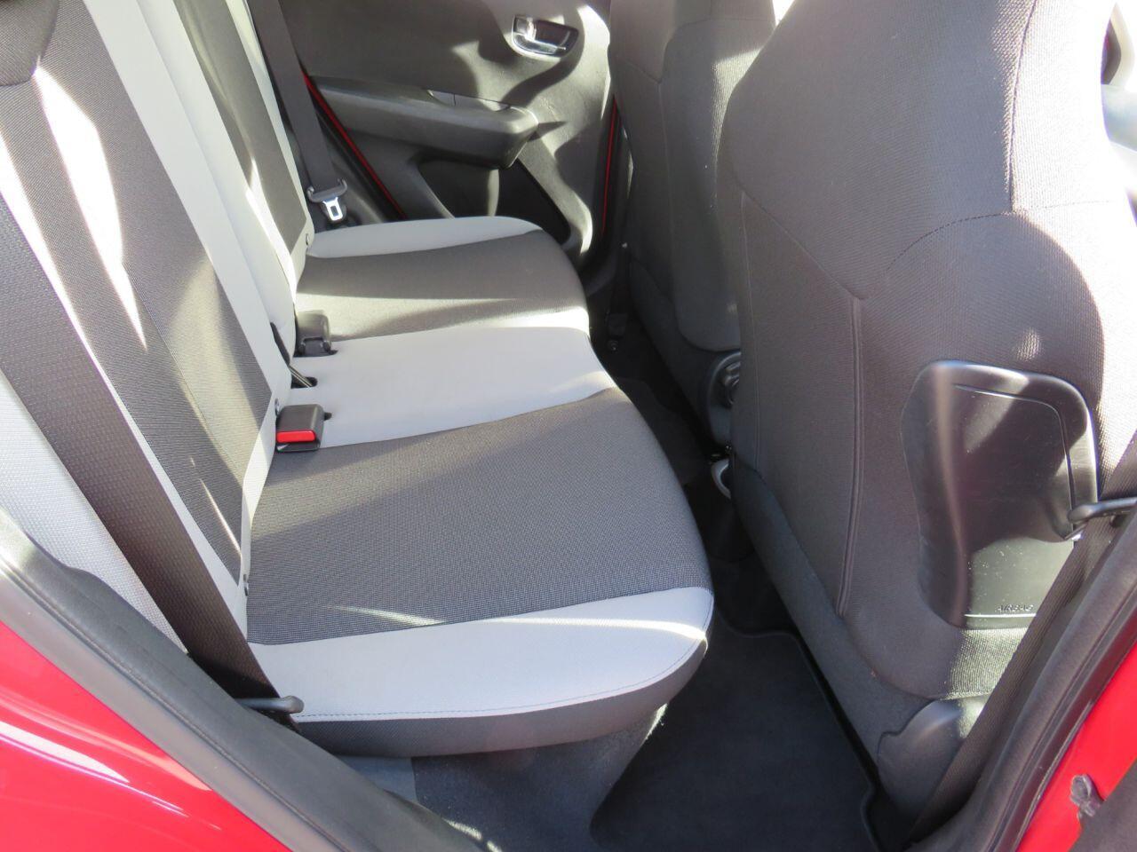 Toyota Aygo - Image 8