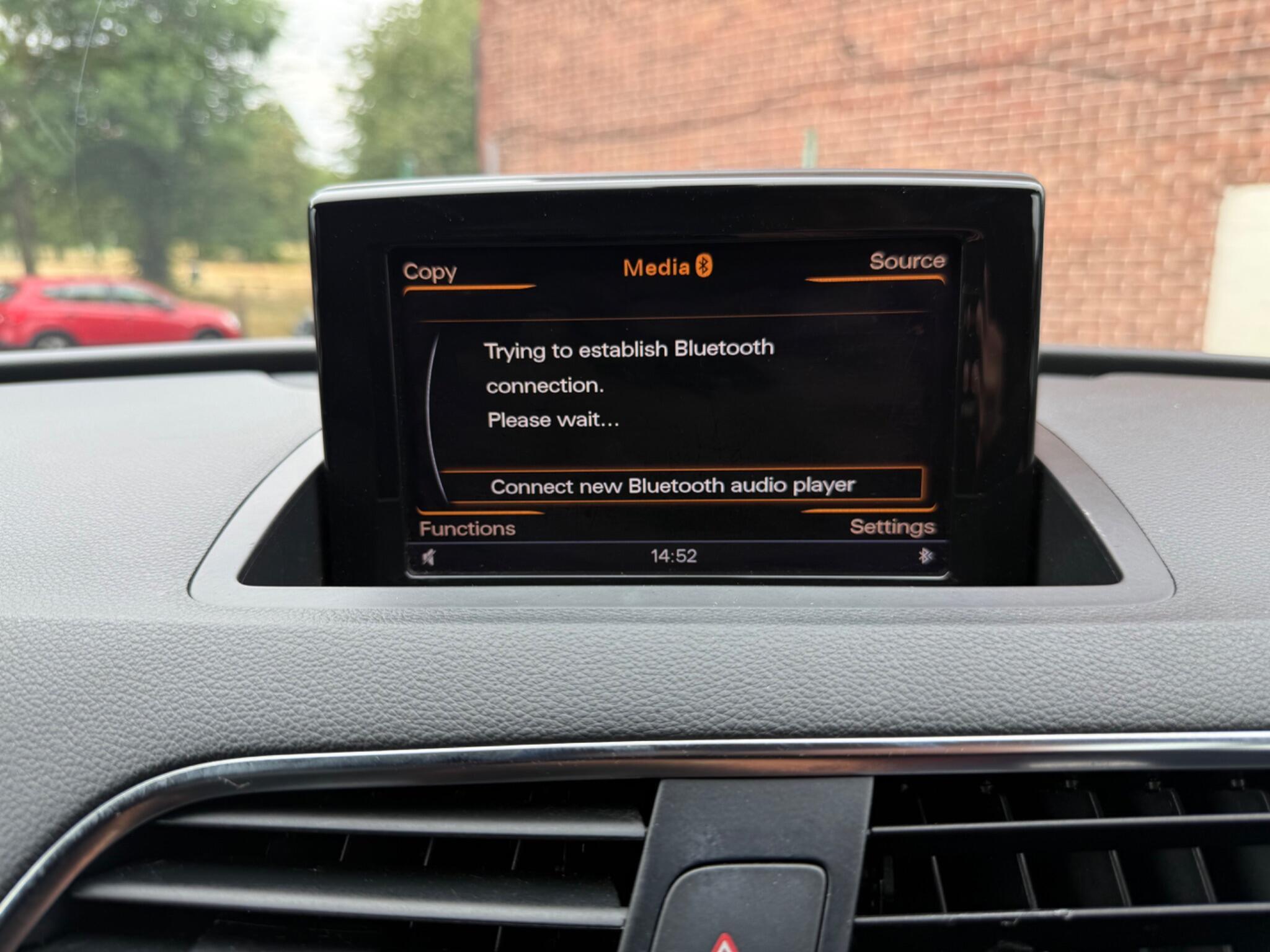 Audi Q3 - Image 14