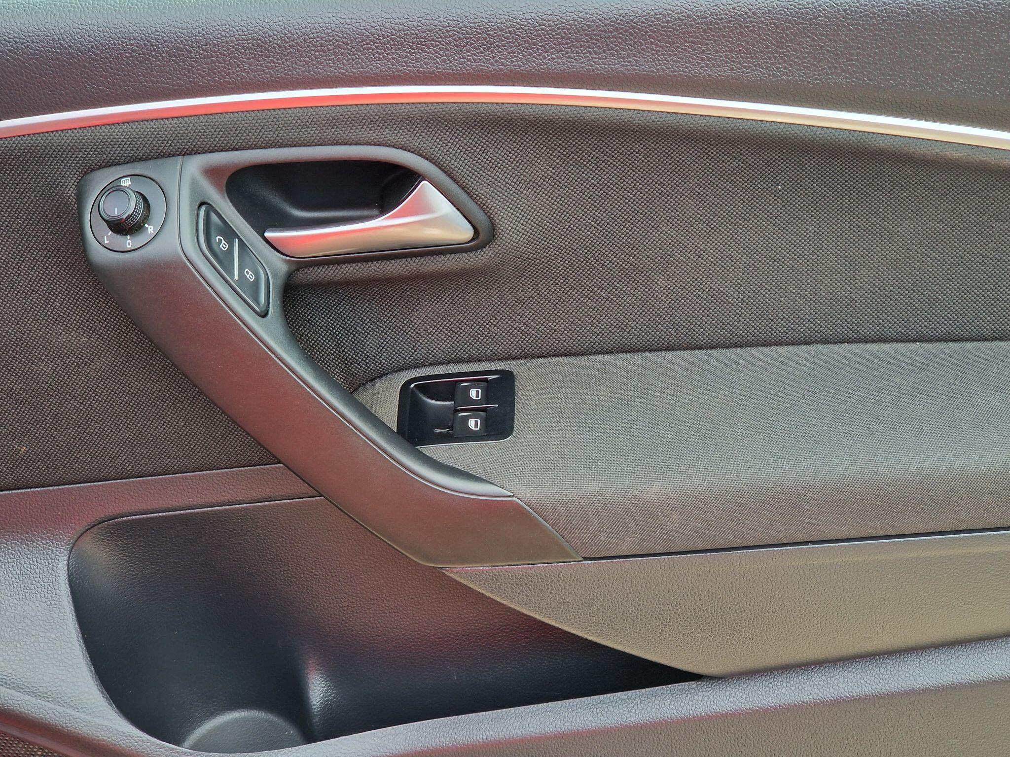 Volkswagen Polo - Image 31