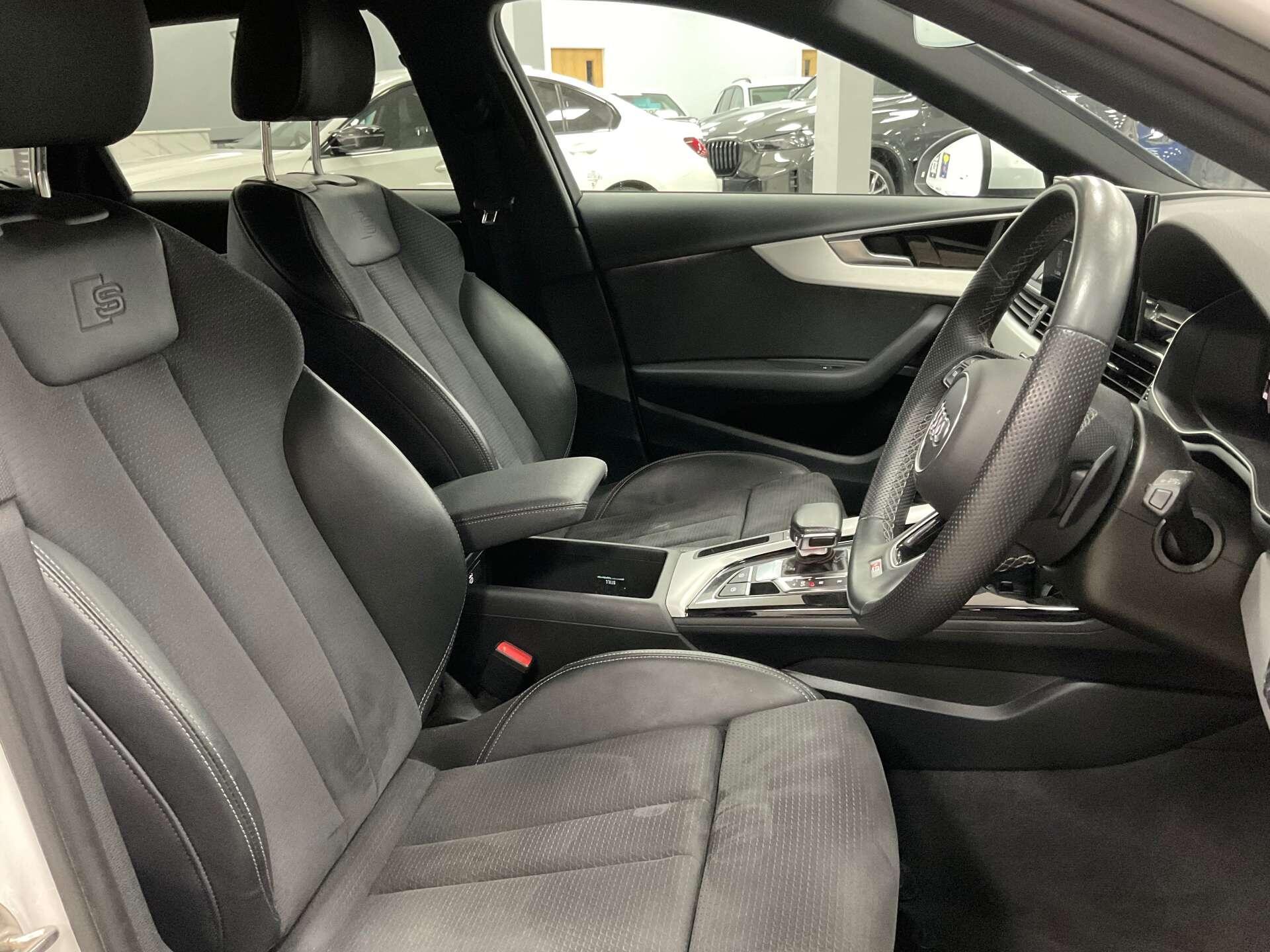 Audi A4 - Image 10