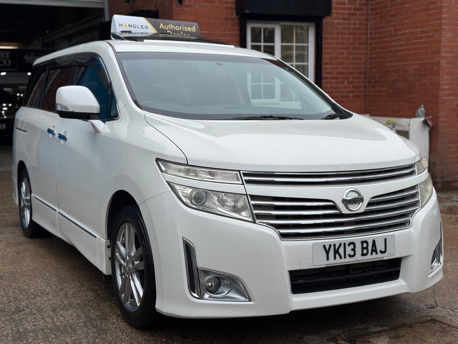 Nissan Elgrand - Image 3