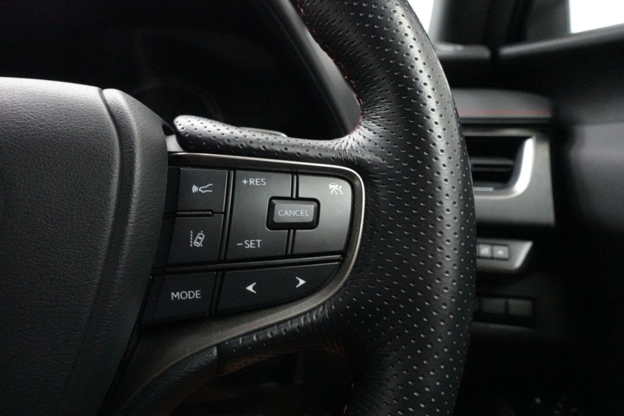 Lexus UX - Image 19
