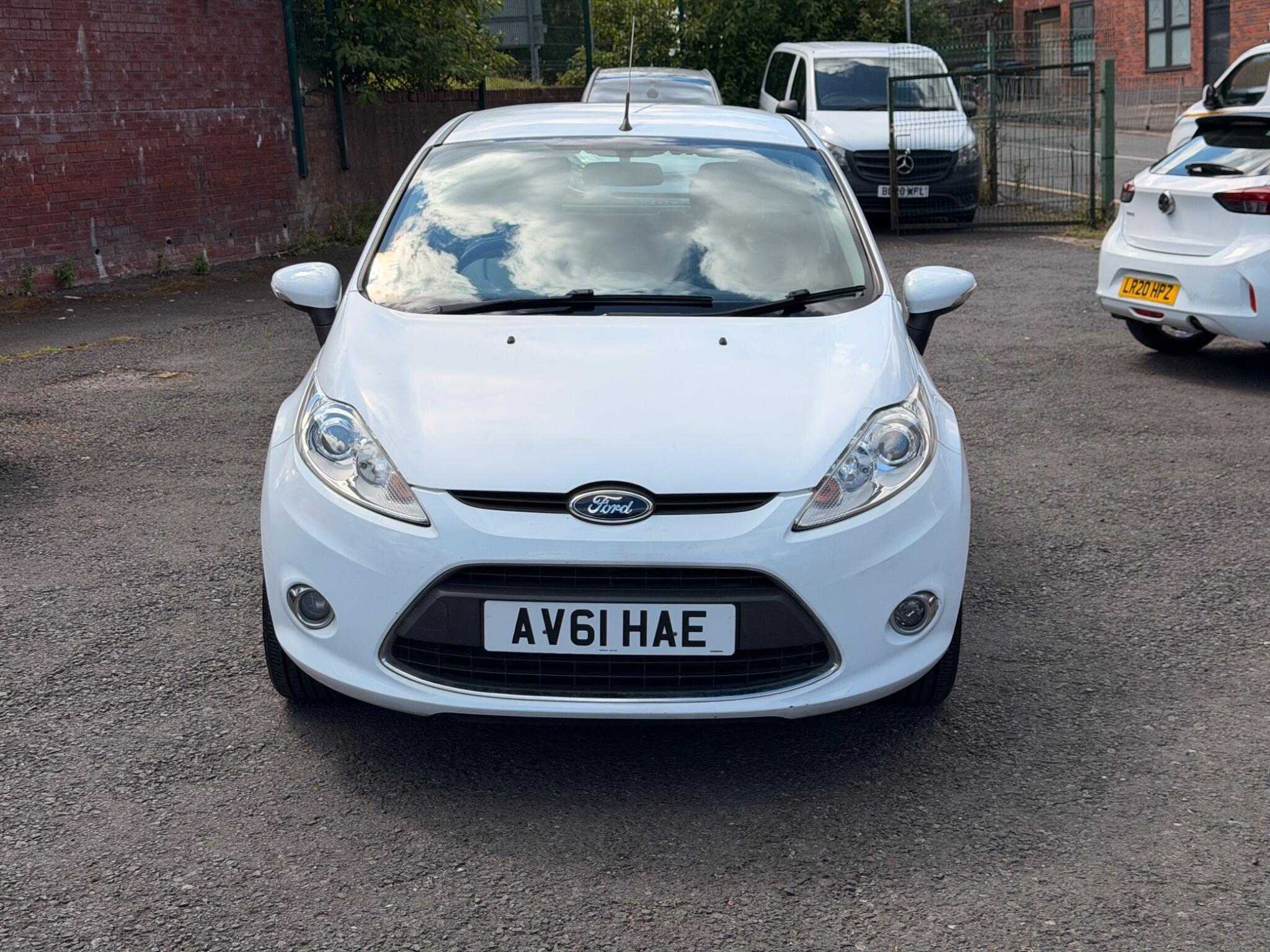 Ford Fiesta - Image 2