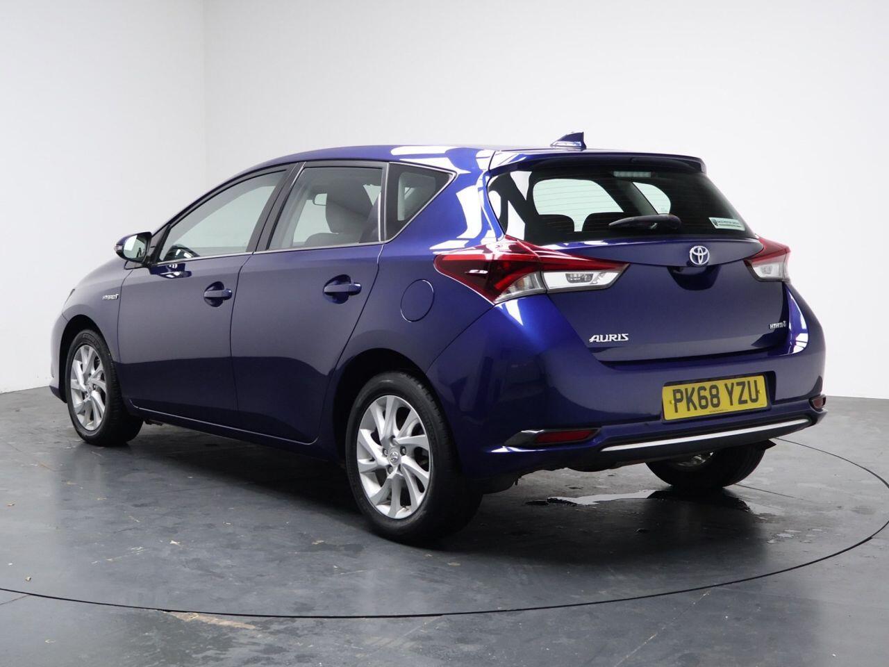 Toyota Auris - Image 9