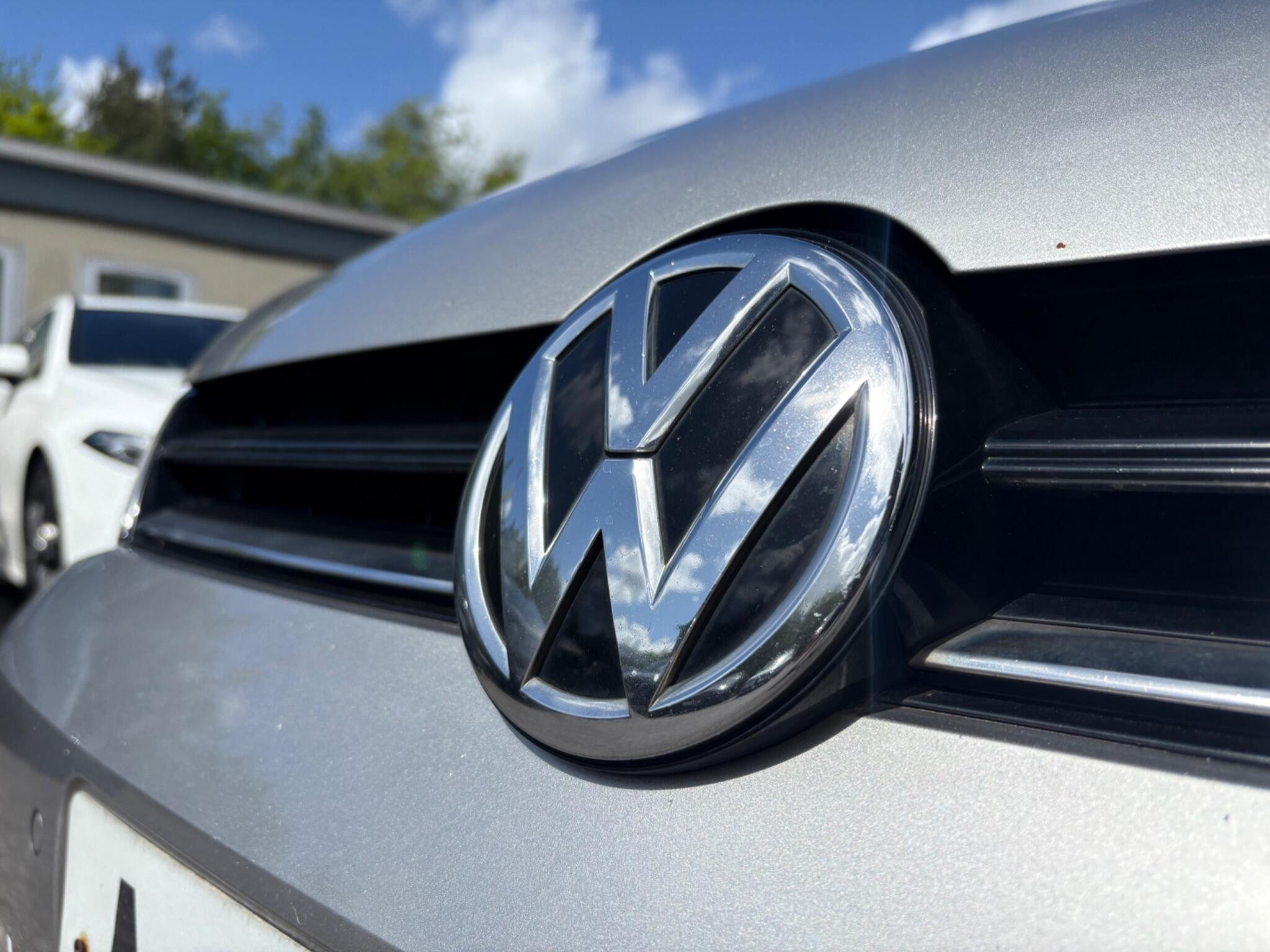 Volkswagen Golf - Image 5