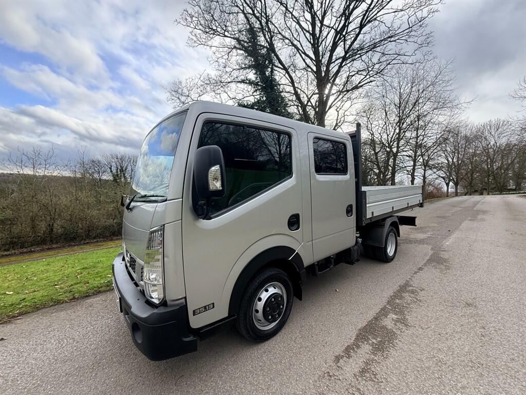 Nissan NT400 Cabstar - Image 11