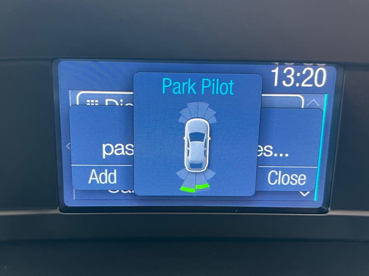 Ford Kuga - Image 40