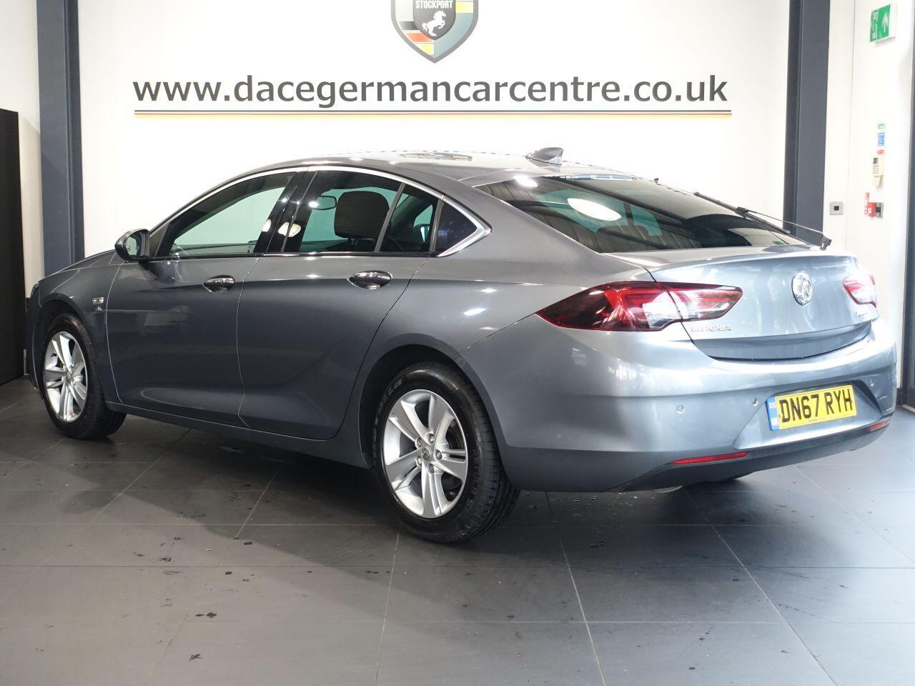 Vauxhall Insignia - Image 8