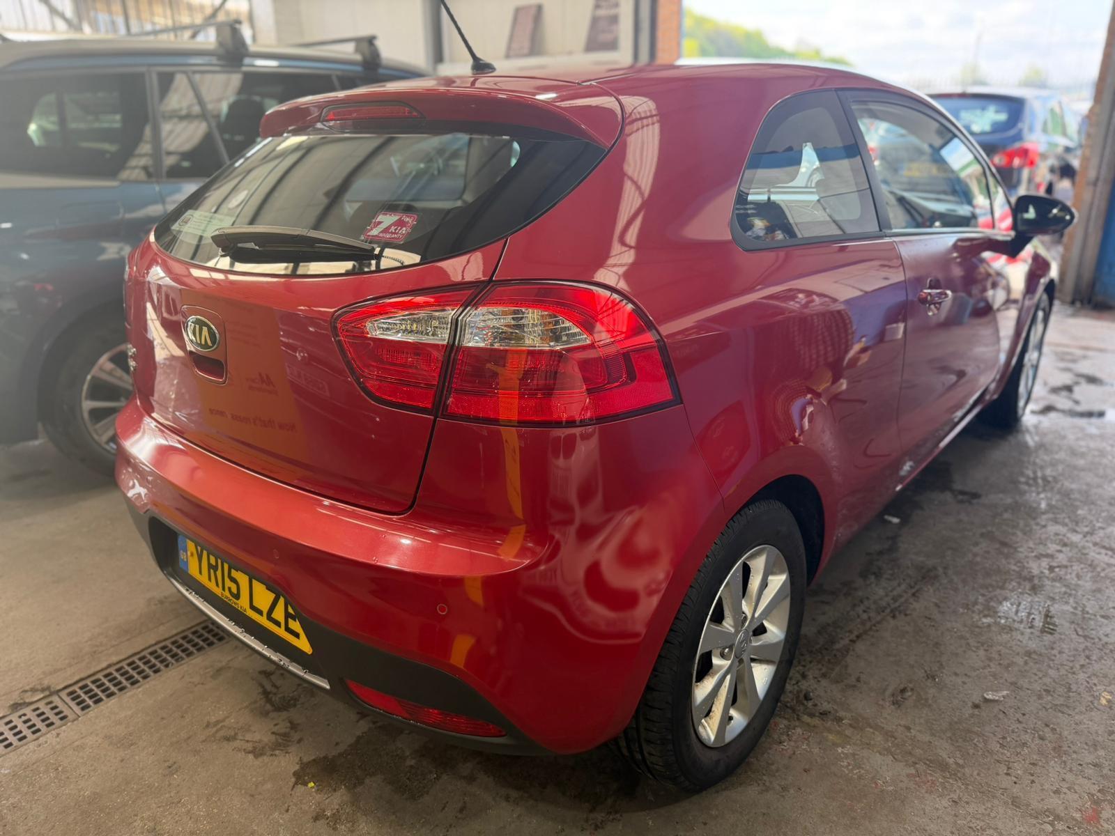 Kia Rio - Image 5
