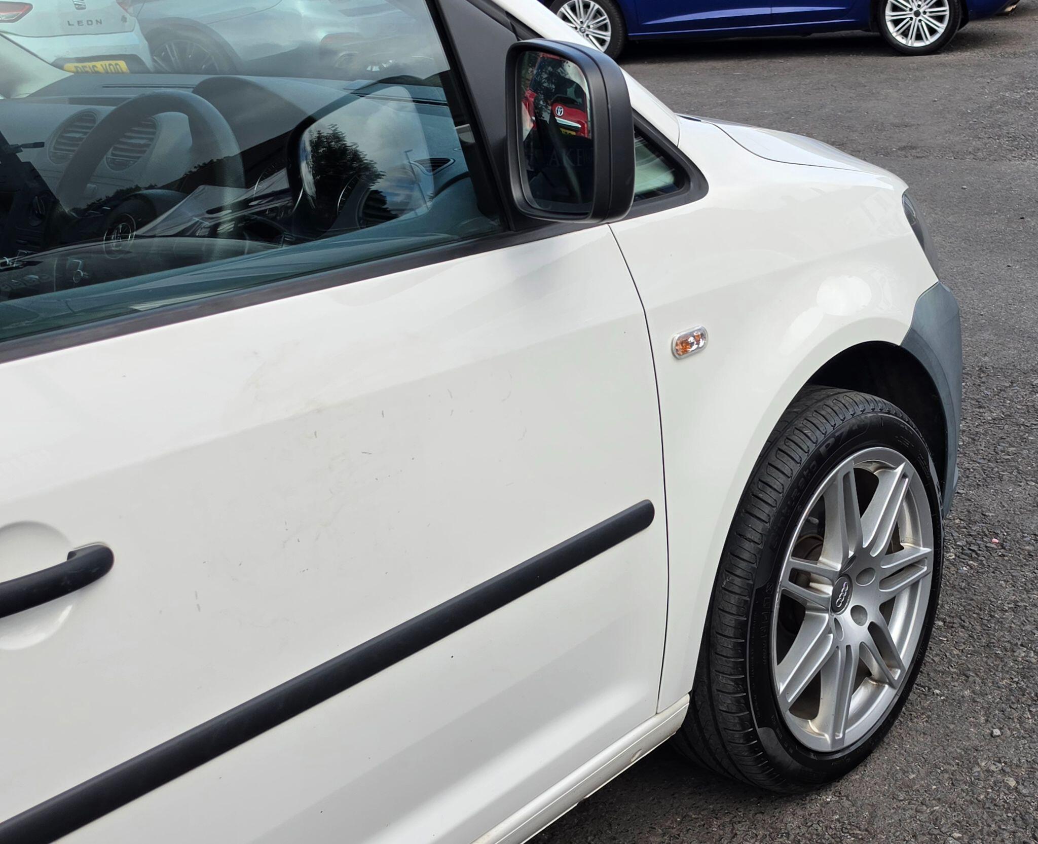 Volkswagen Caddy - Image 10