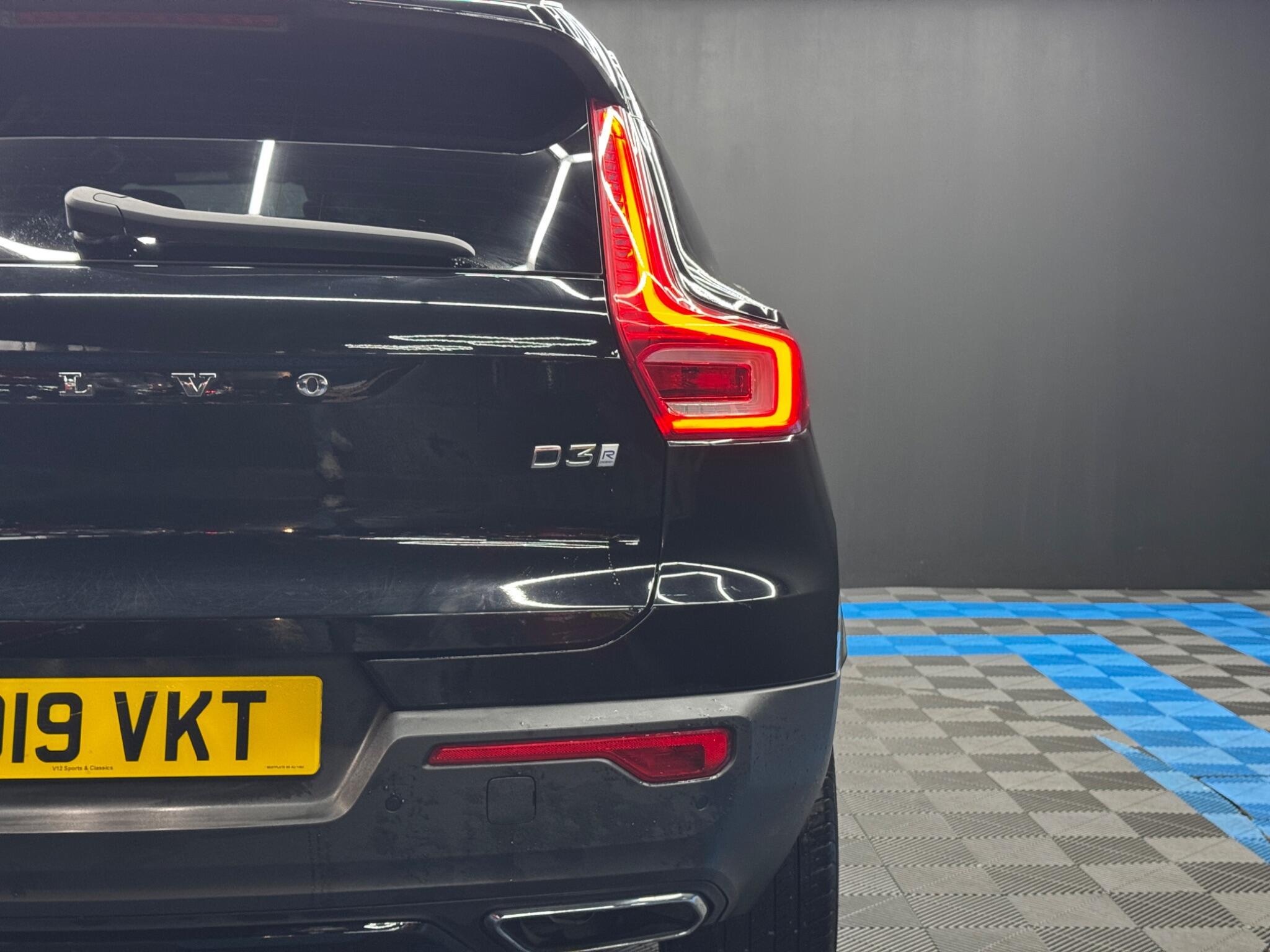 Volvo XC40 - Image 43