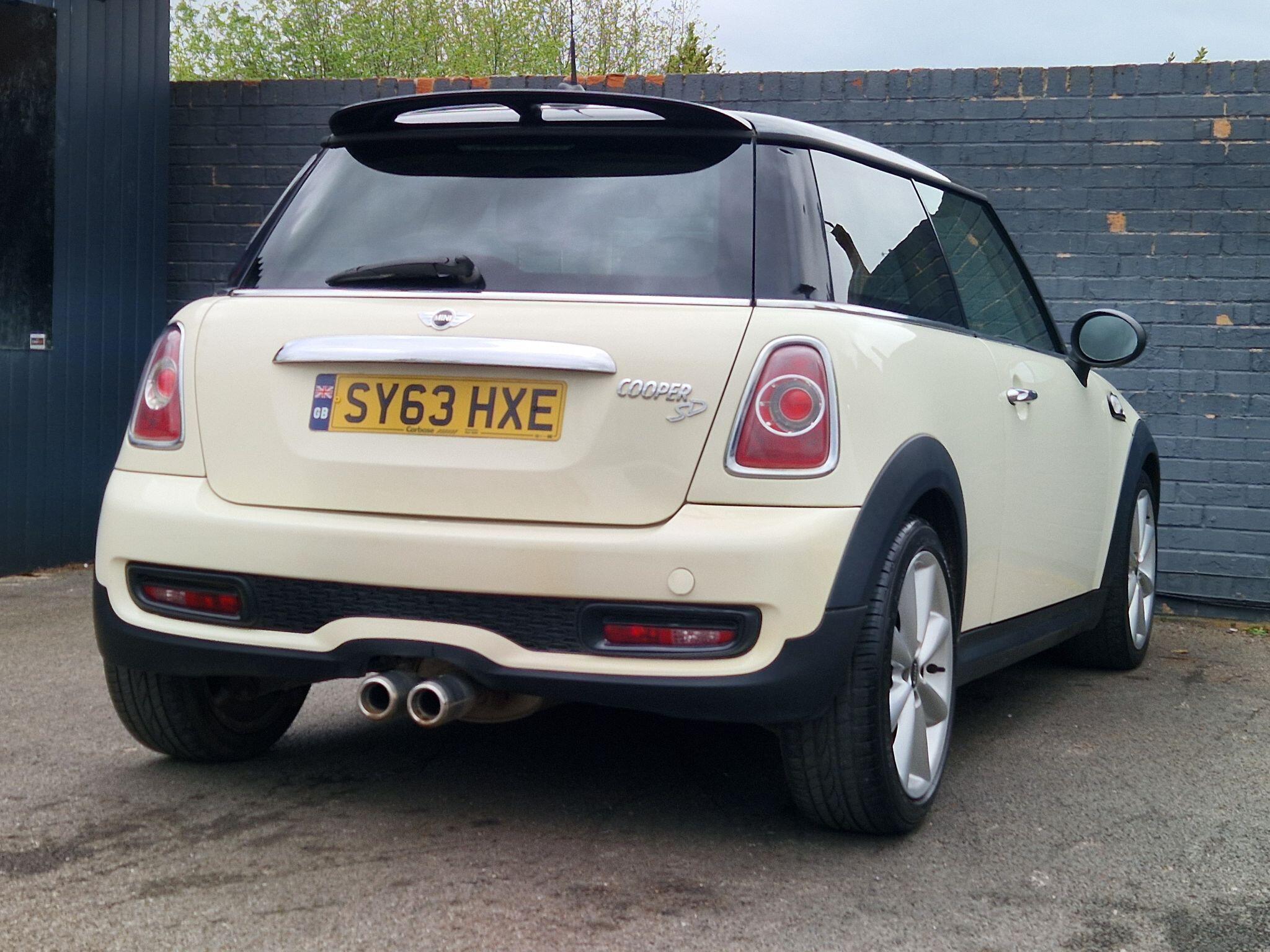 MINI Hatch - Image 26