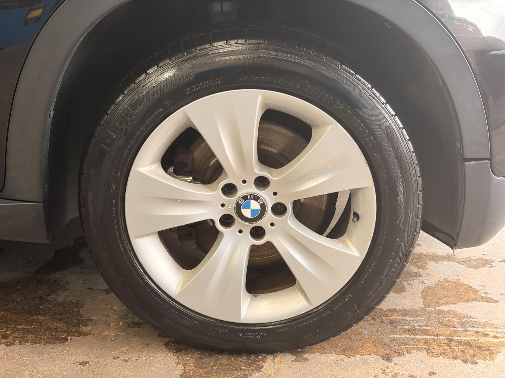 BMW X5 - Image 18