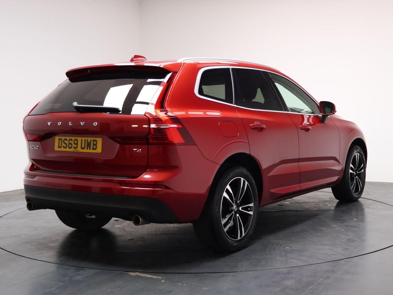 Volvo XC60 - Image 12