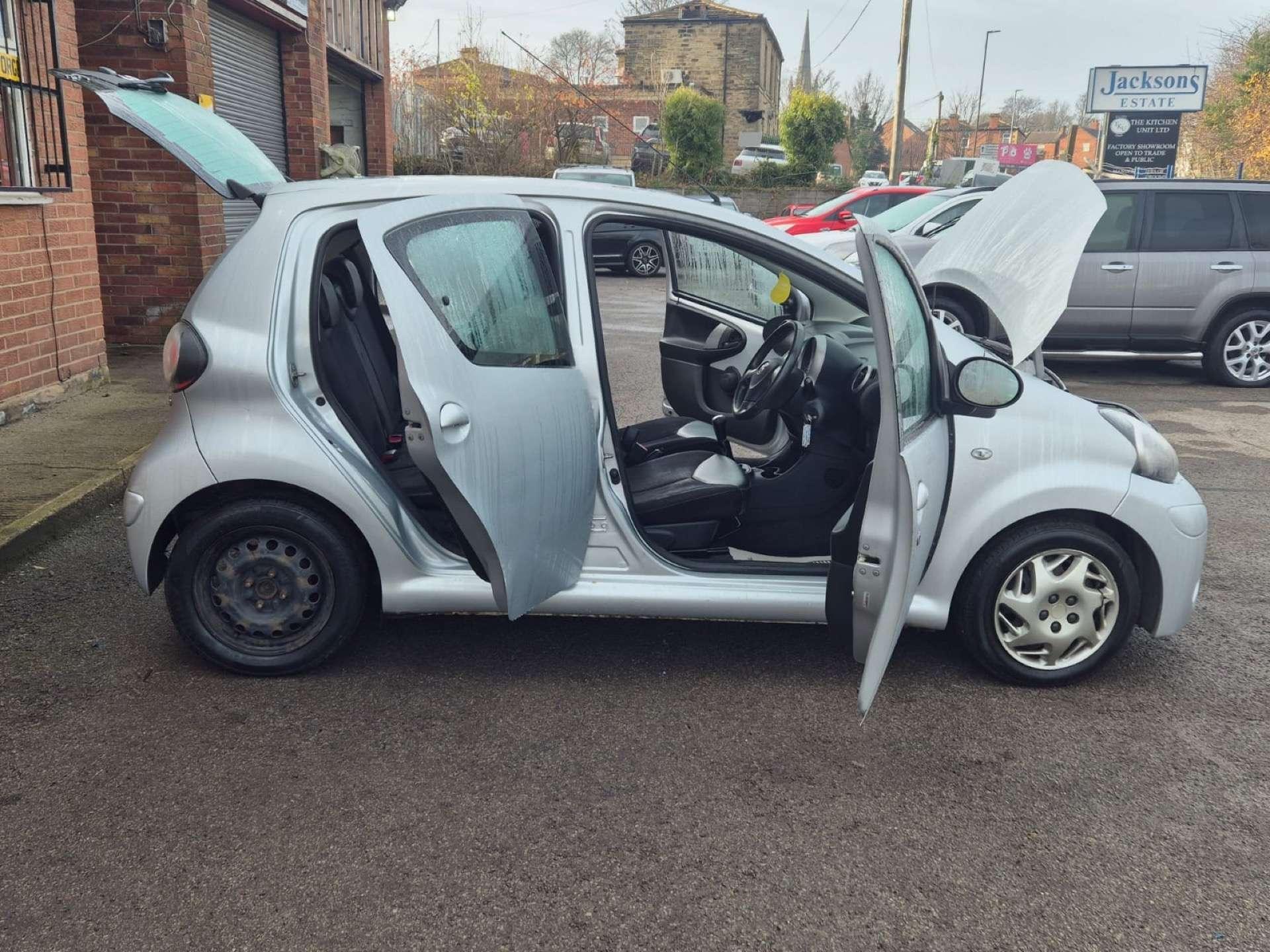 Toyota Aygo - Image 21