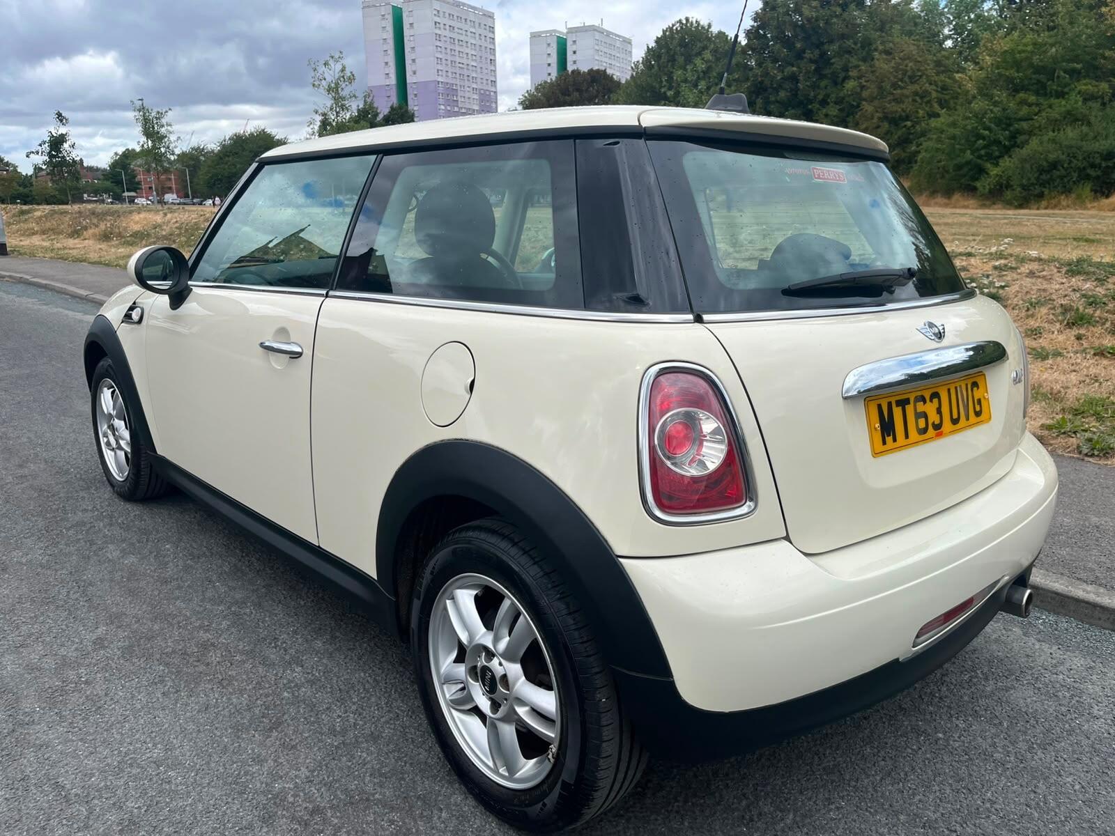 MINI Hatch - Image 4