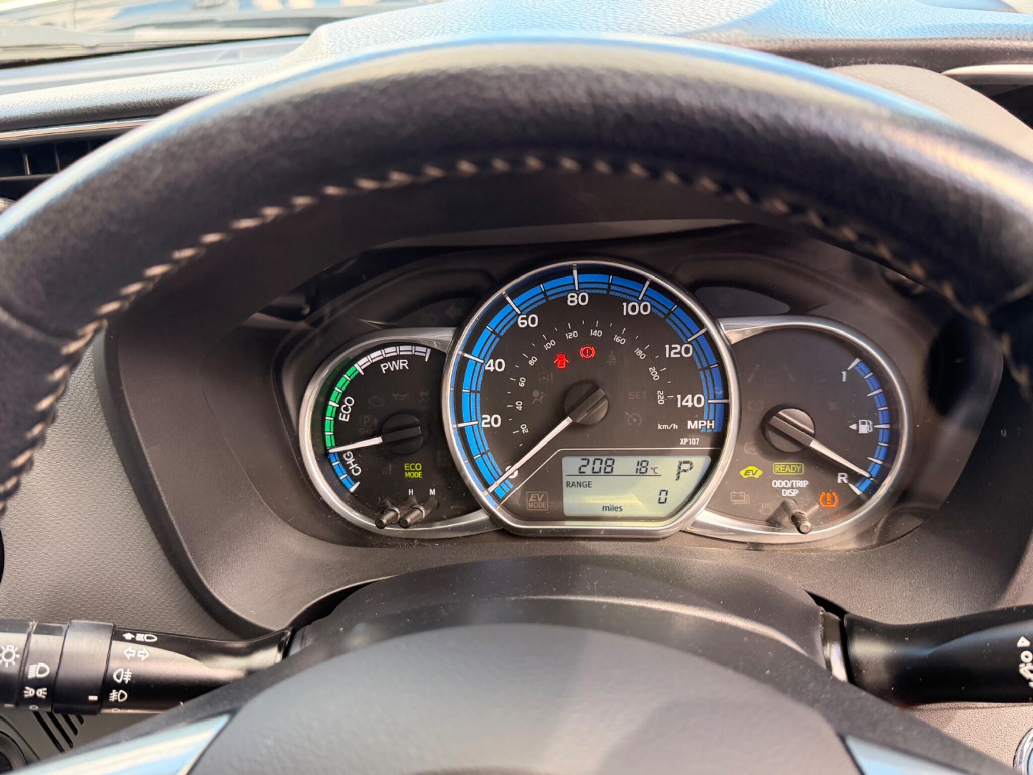 Toyota Yaris - Image 14