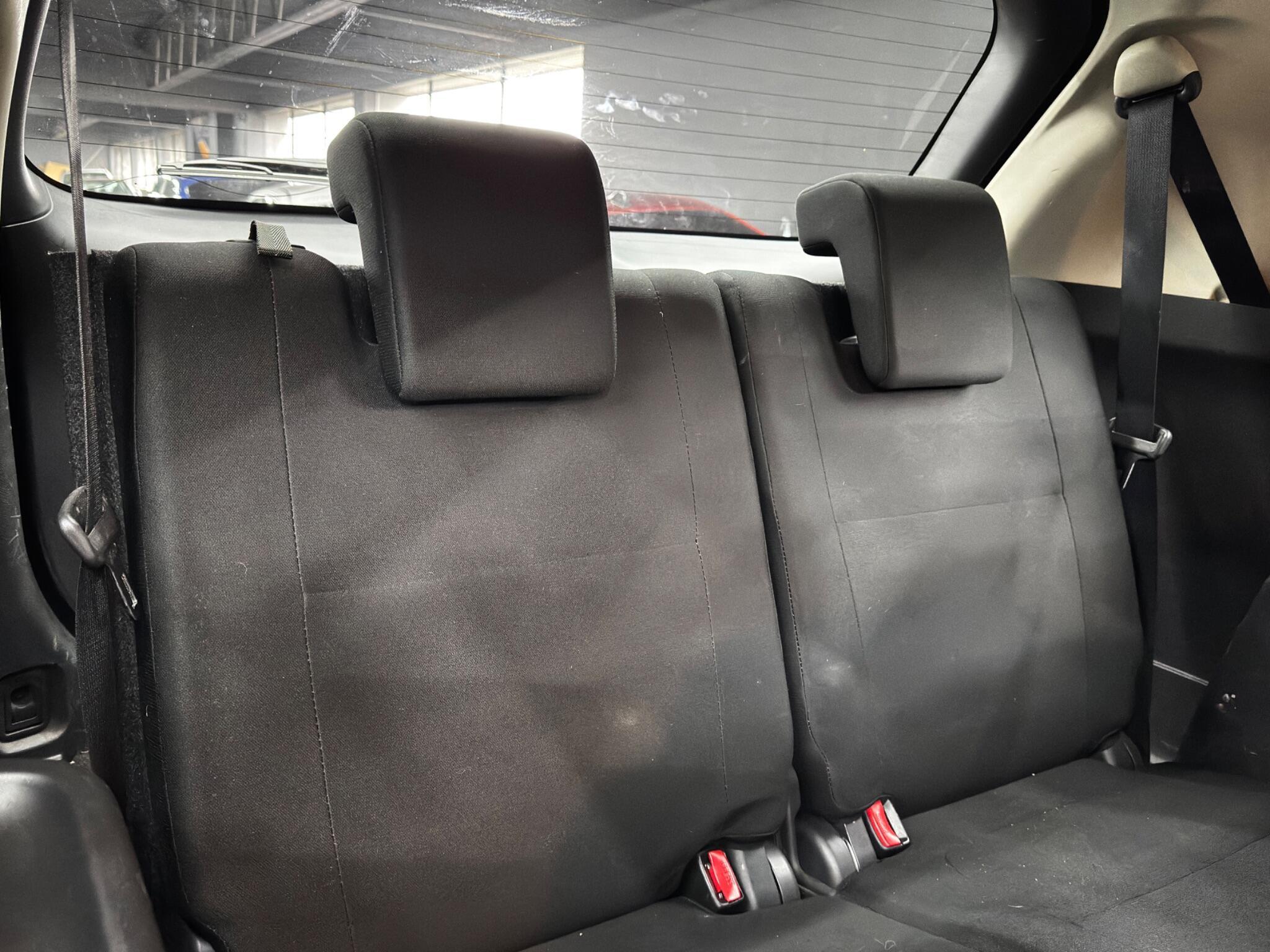 Mitsubishi Outlander - Image 15