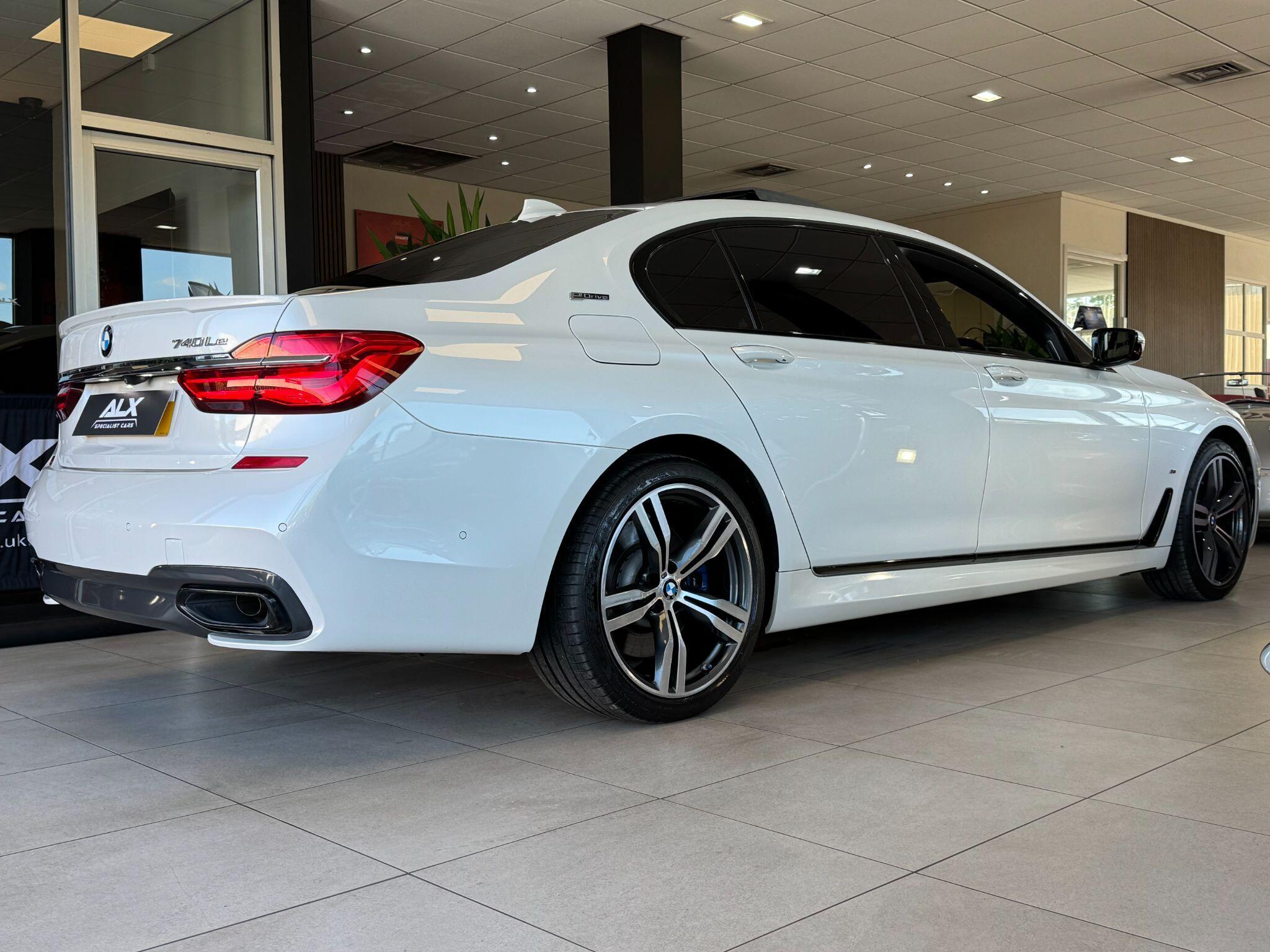 BMW 7 Series - Image 24
