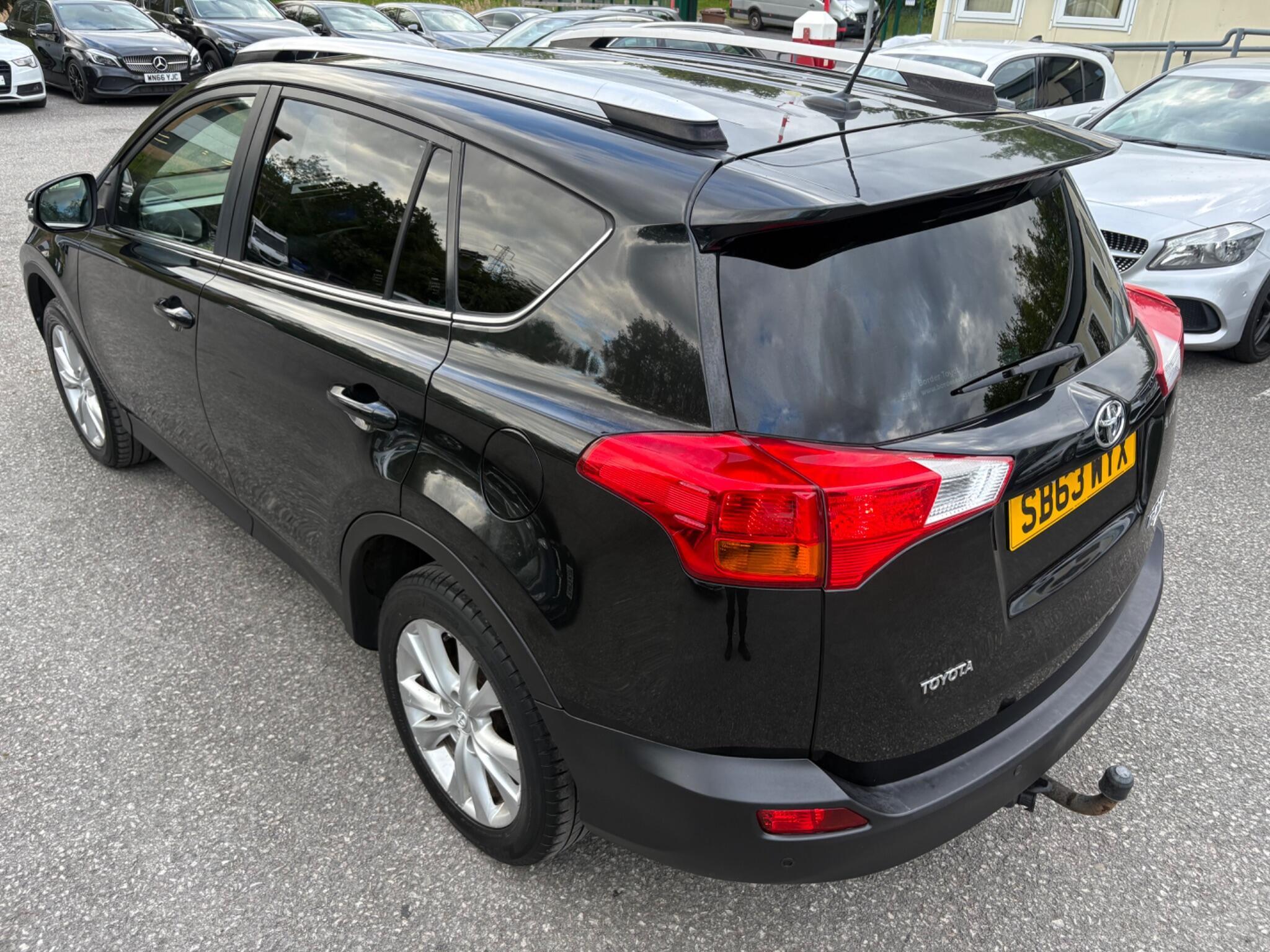 Toyota RAV4 - Image 15