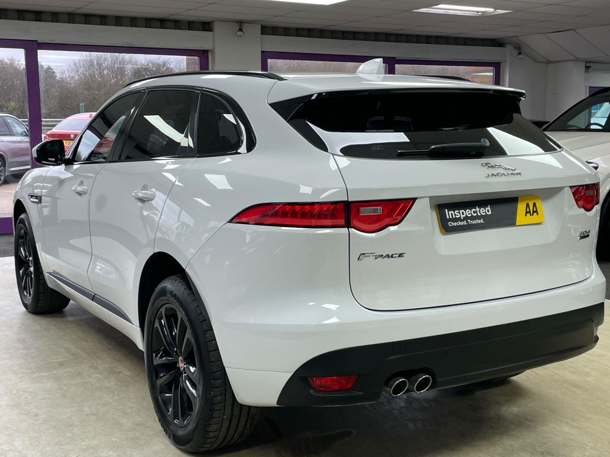 Jaguar F-Pace - Image 9