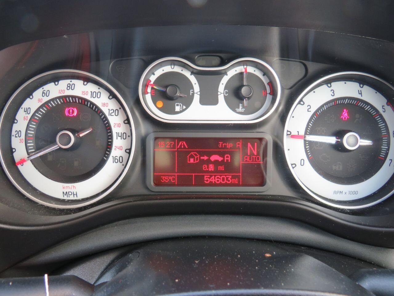 Fiat 500L - Image 14