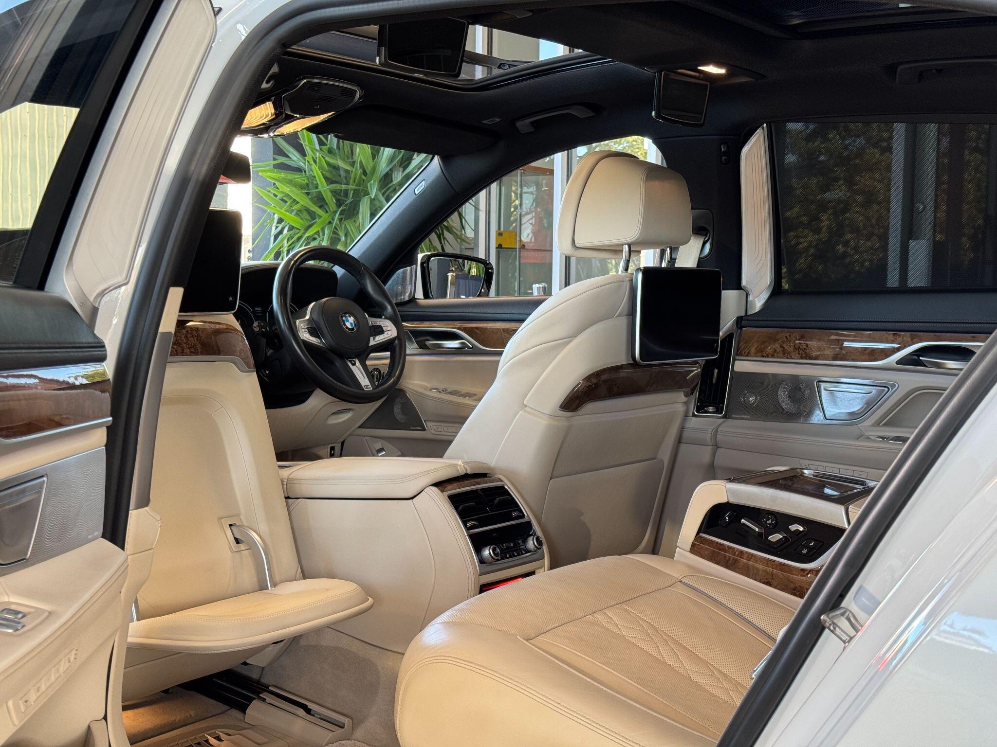 BMW 7 Series - Image 55