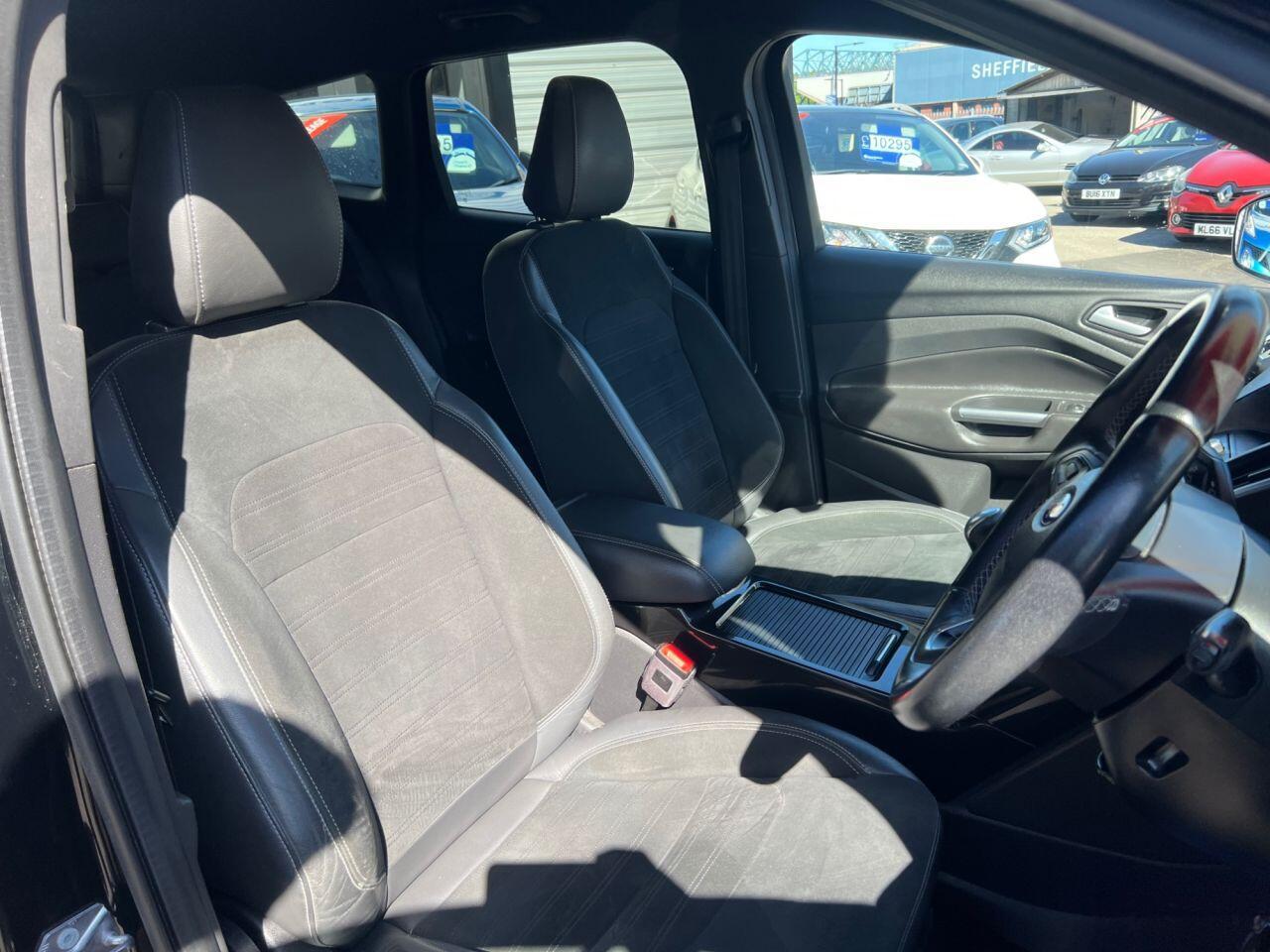Ford Kuga - Image 16