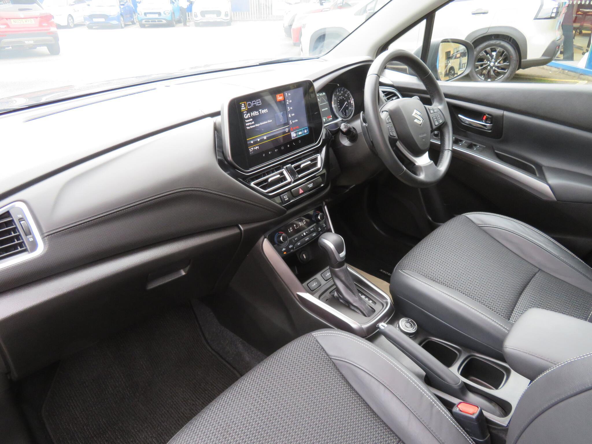 Suzuki S-Cross - Image 20