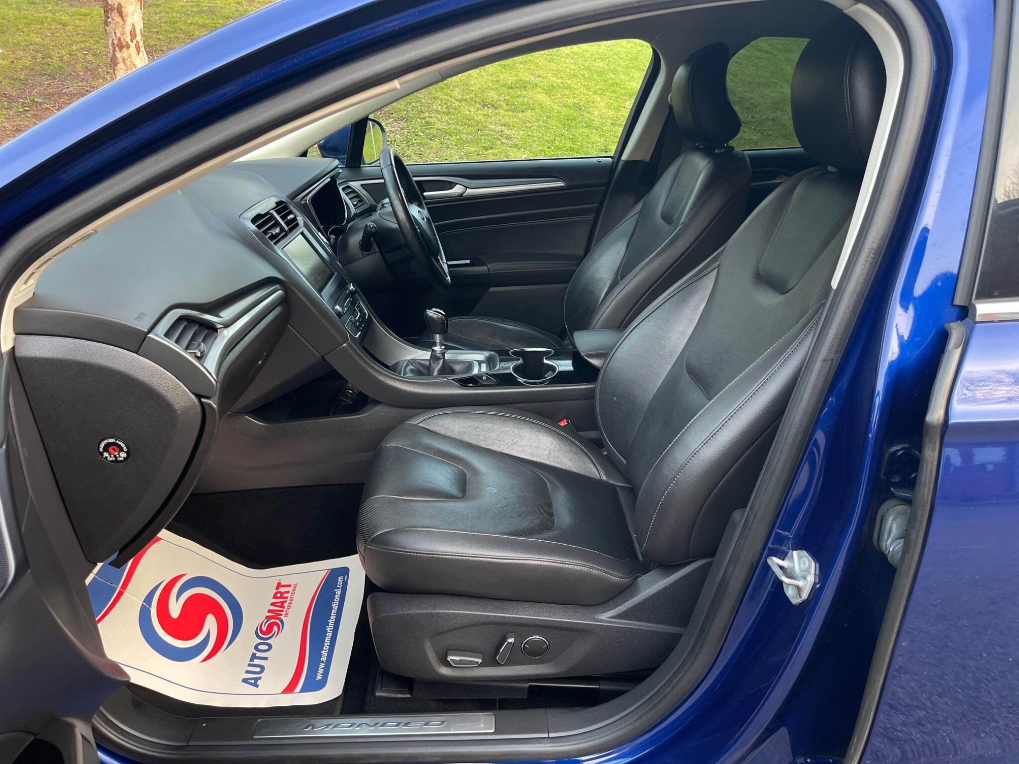 Ford Mondeo - Image 33