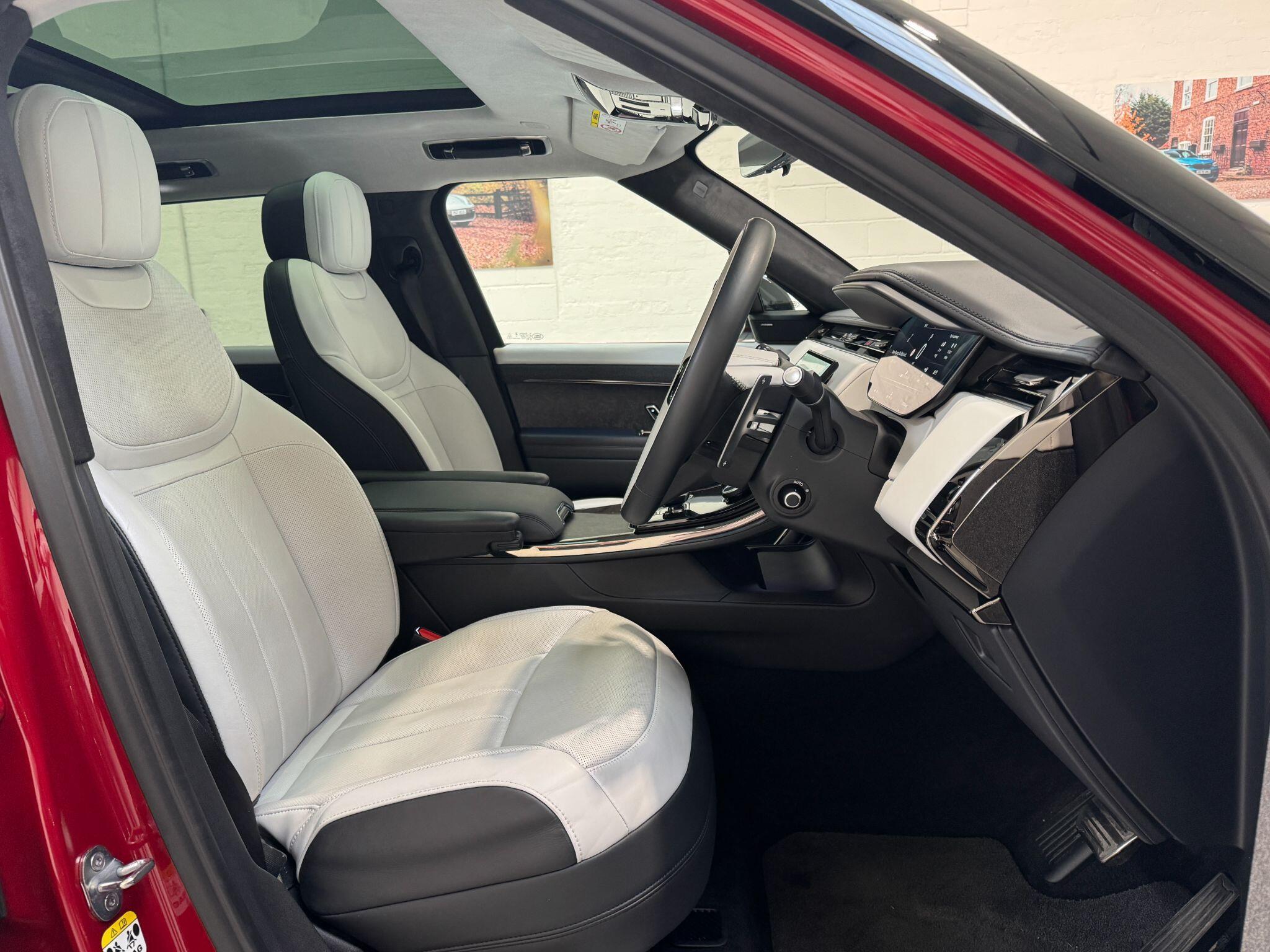 Land Rover RANGE ROVER SPORT - Image 21