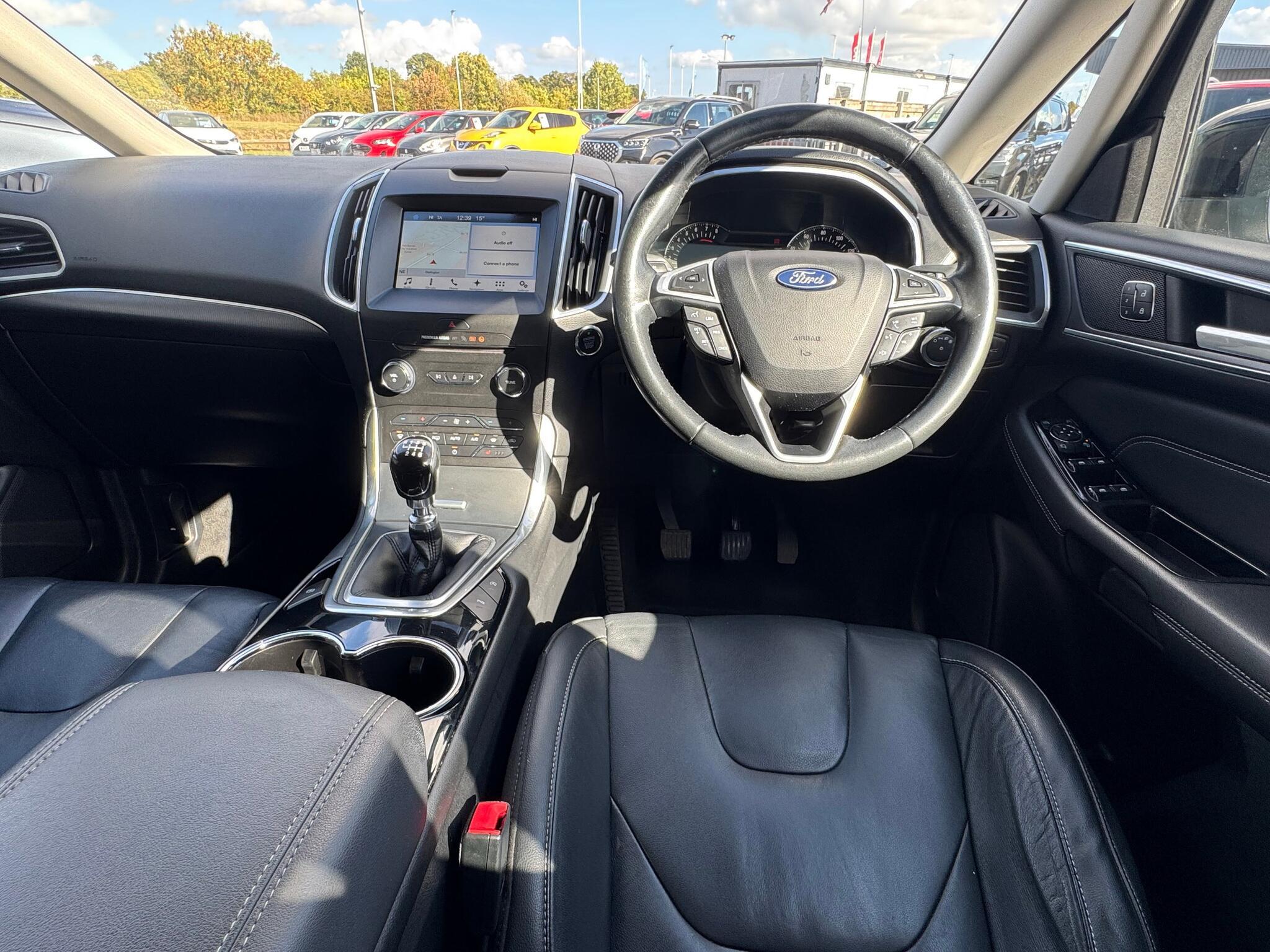 Ford S-MAX - Image 10
