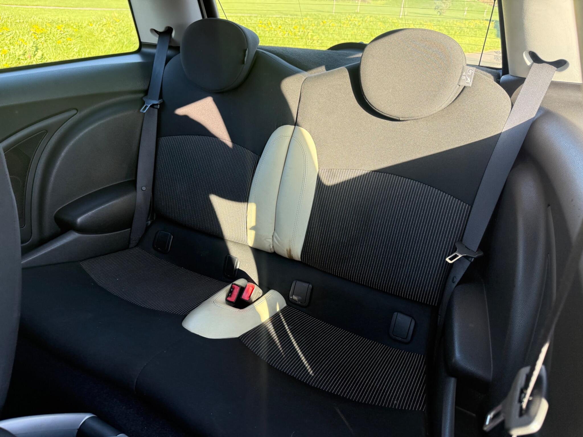 MINI Hatch - Image 8