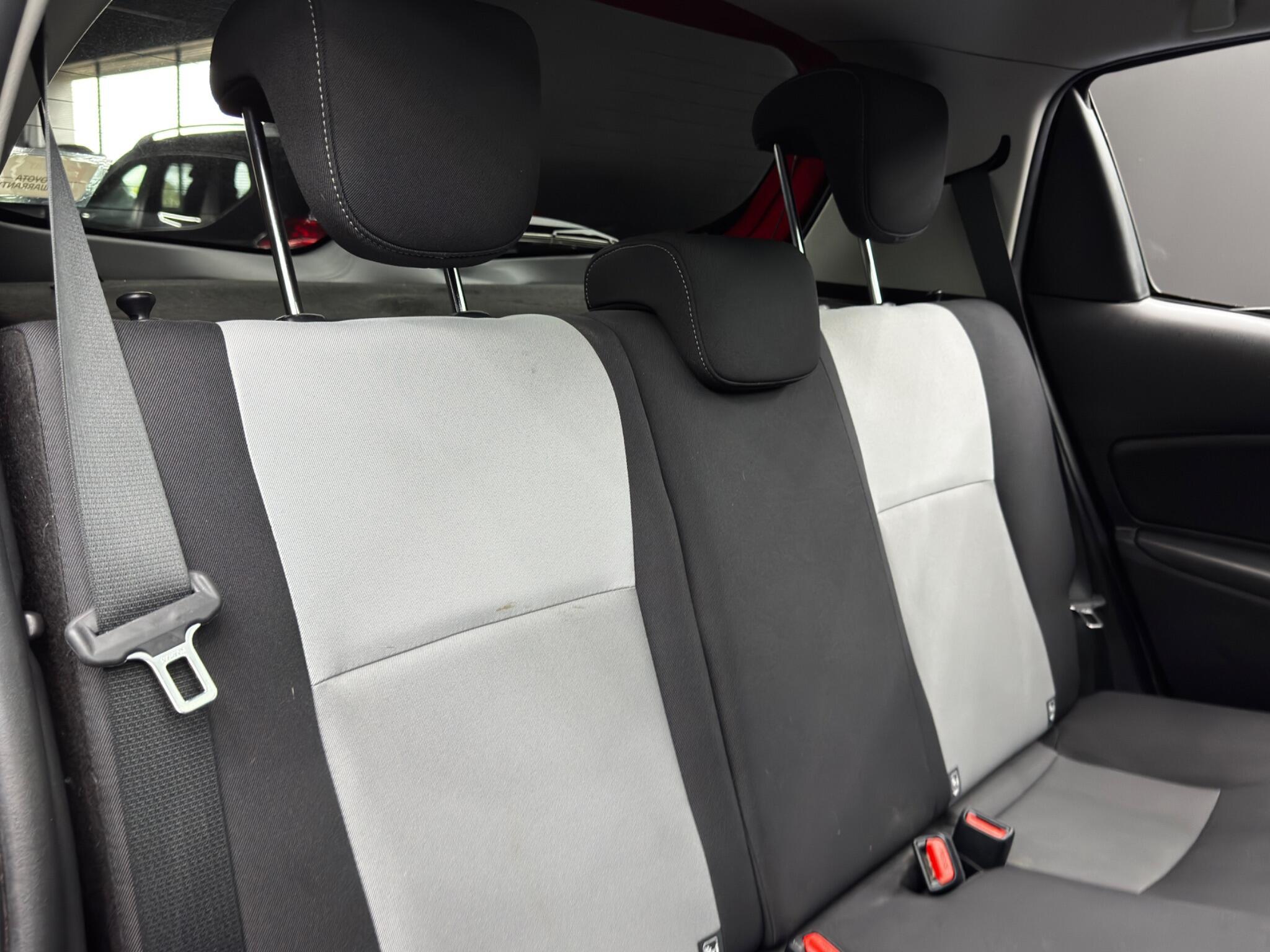 Toyota Yaris - Image 15