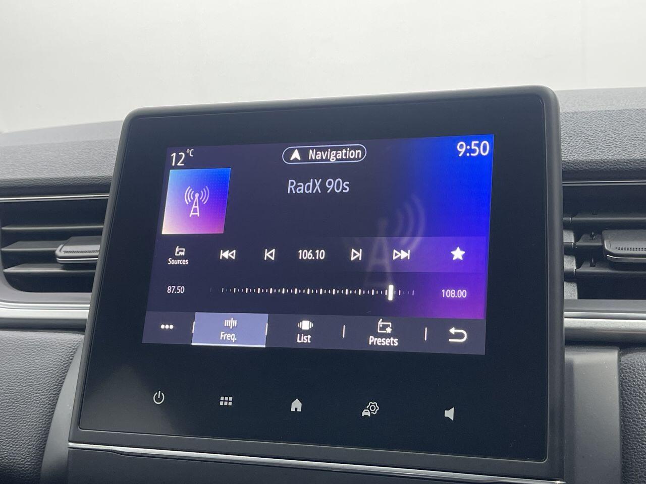 Renault Captur - Image 43