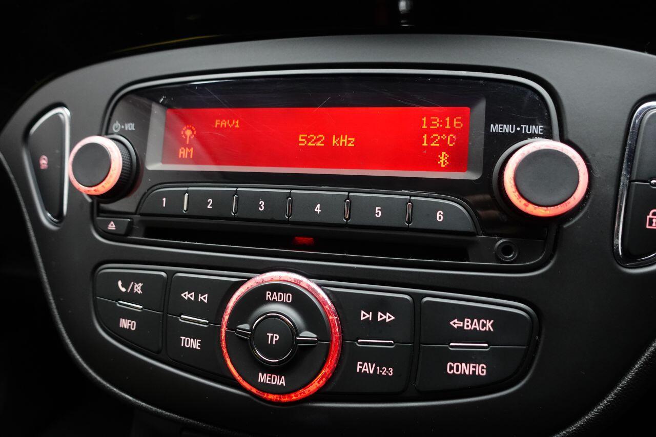 Vauxhall Corsa - Image 20