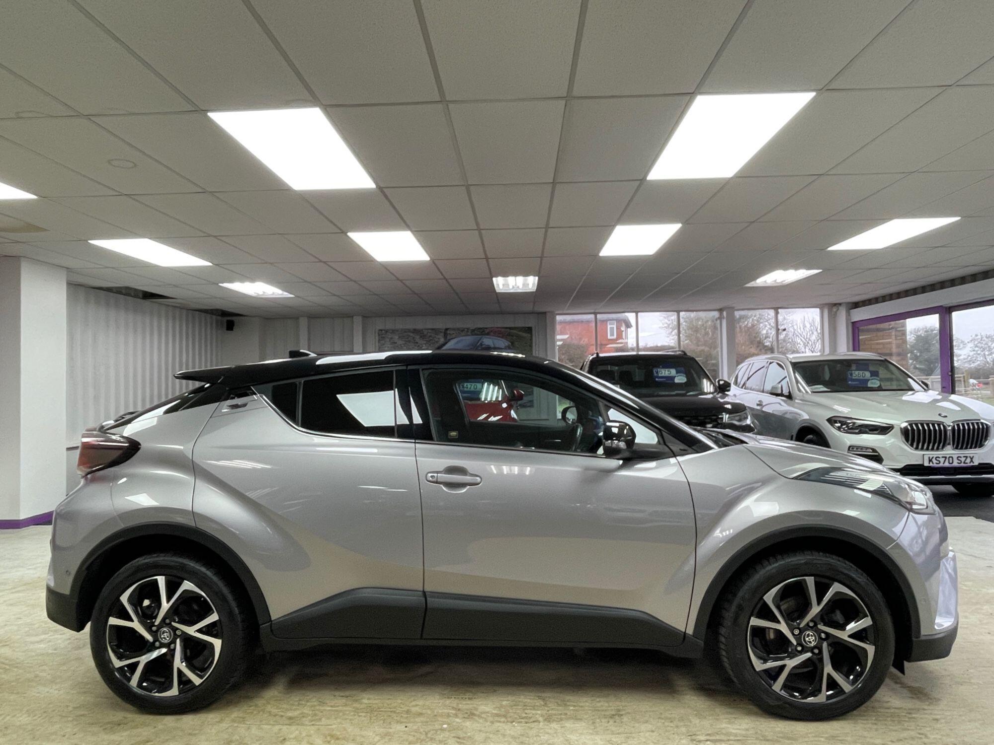 Toyota C-Hr - Image 12