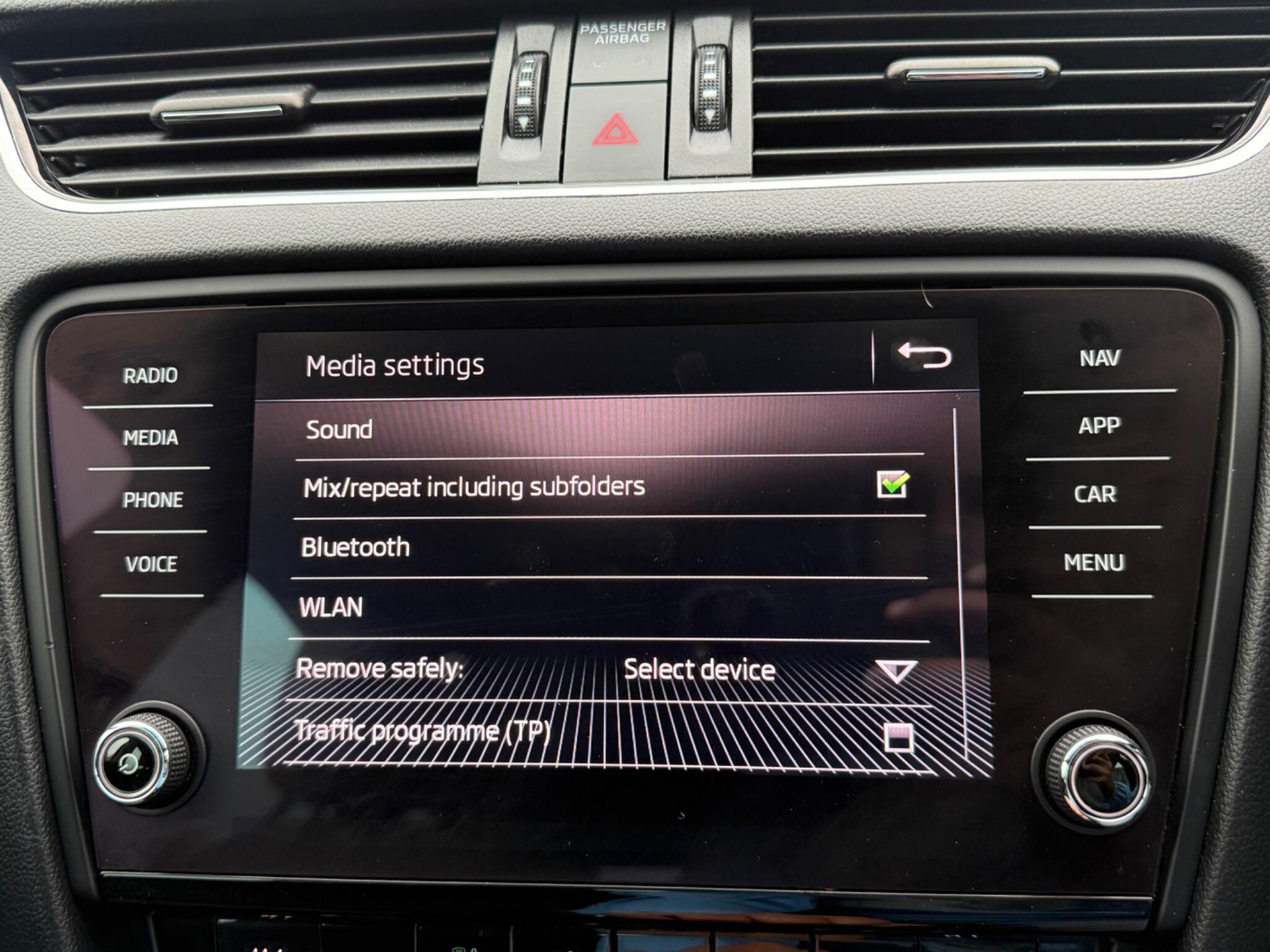 Skoda Octavia - Image 50