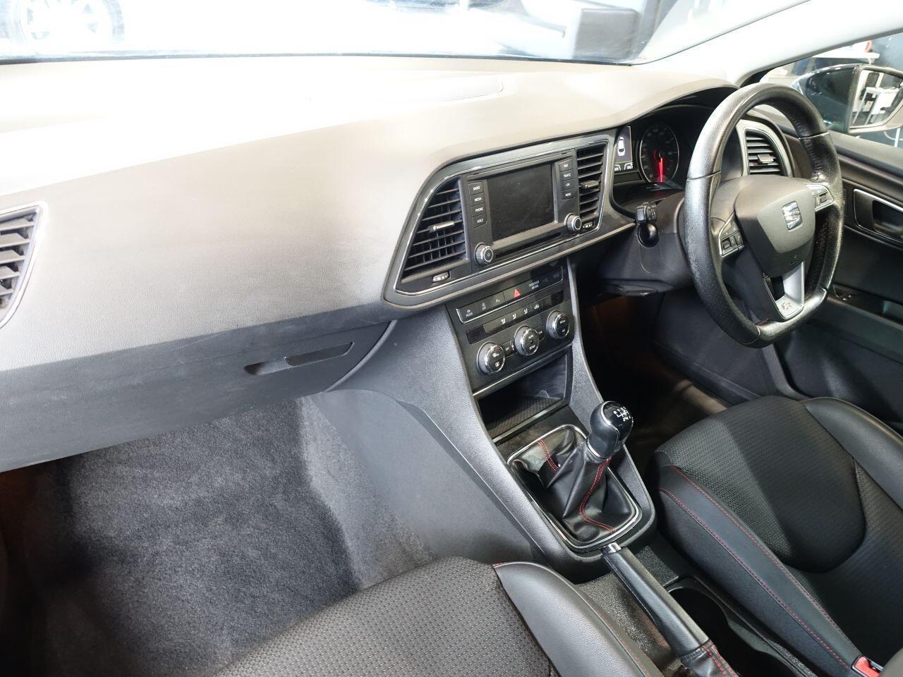 SEAT Leon - Image 11