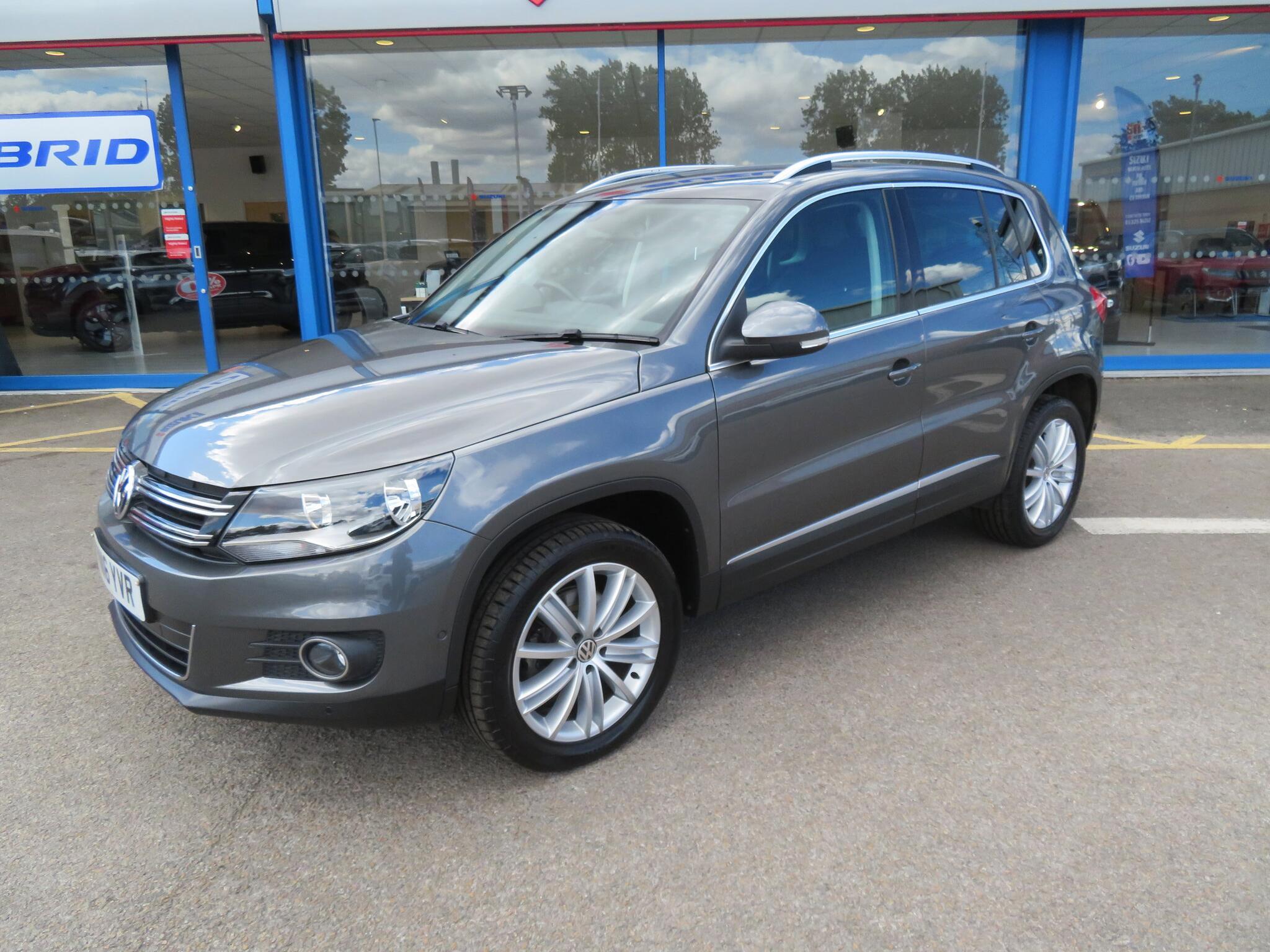 Volkswagen Tiguan - Image 6