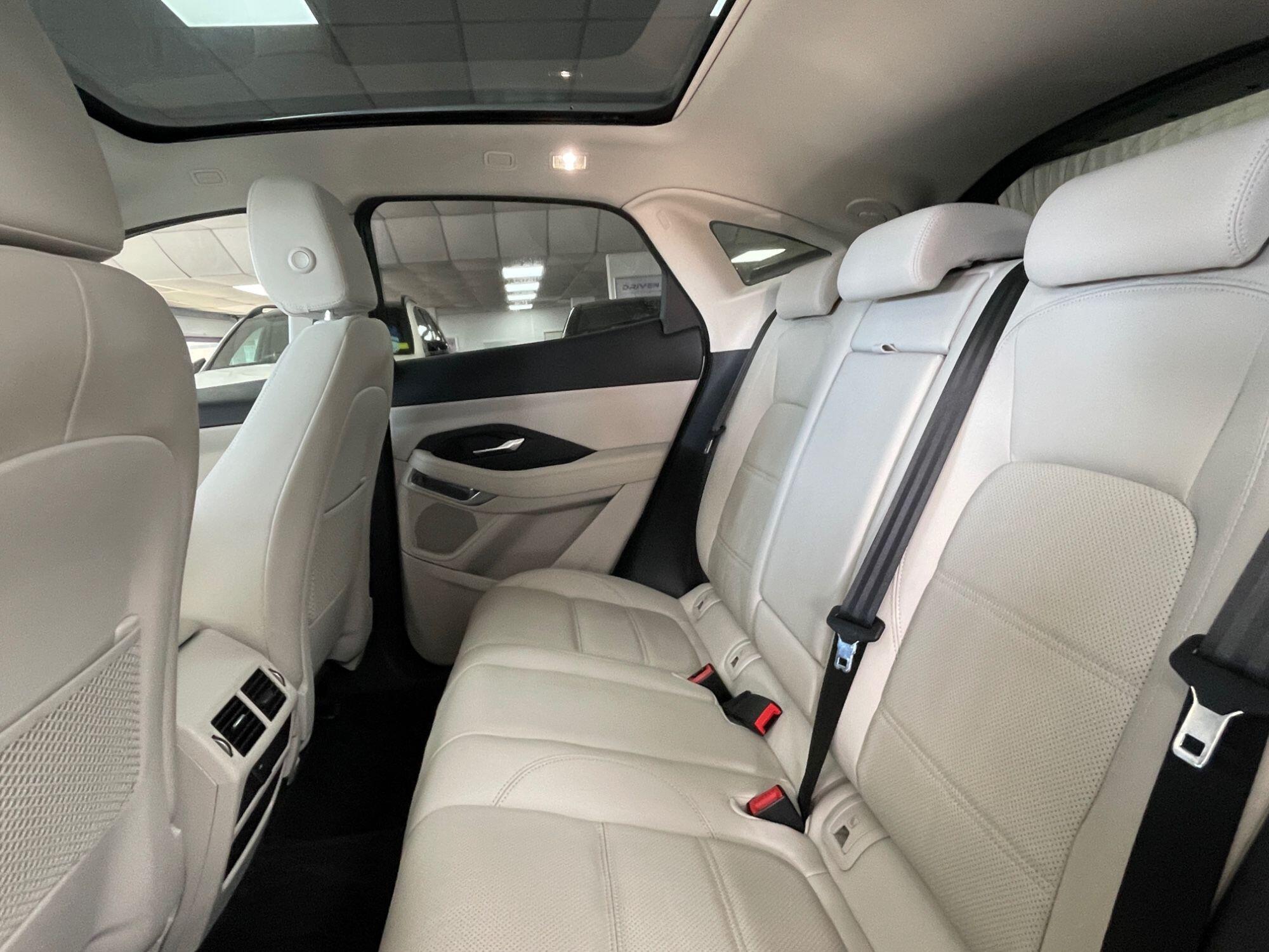 Jaguar E-Pace - Image 30