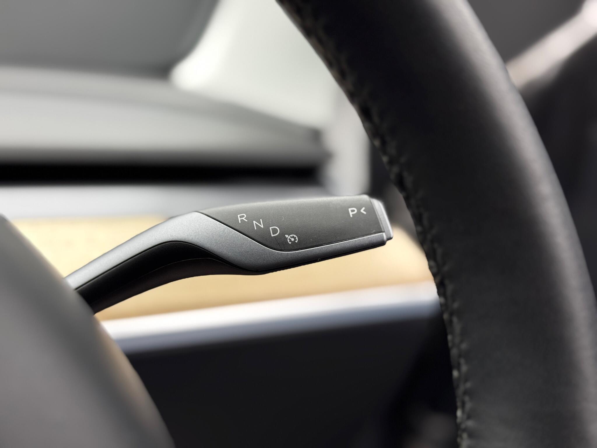 Tesla Model 3 - Image 20