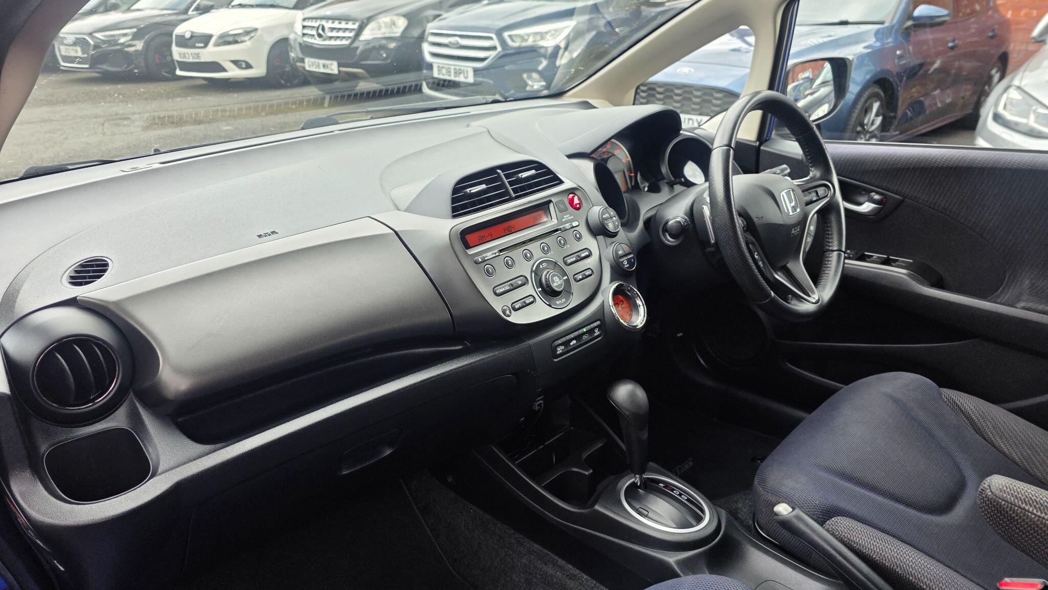 Honda Jazz - Image 13