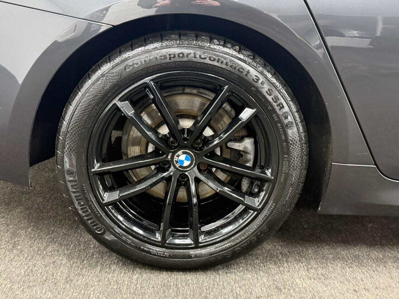 BMW 5 Series - Image 13