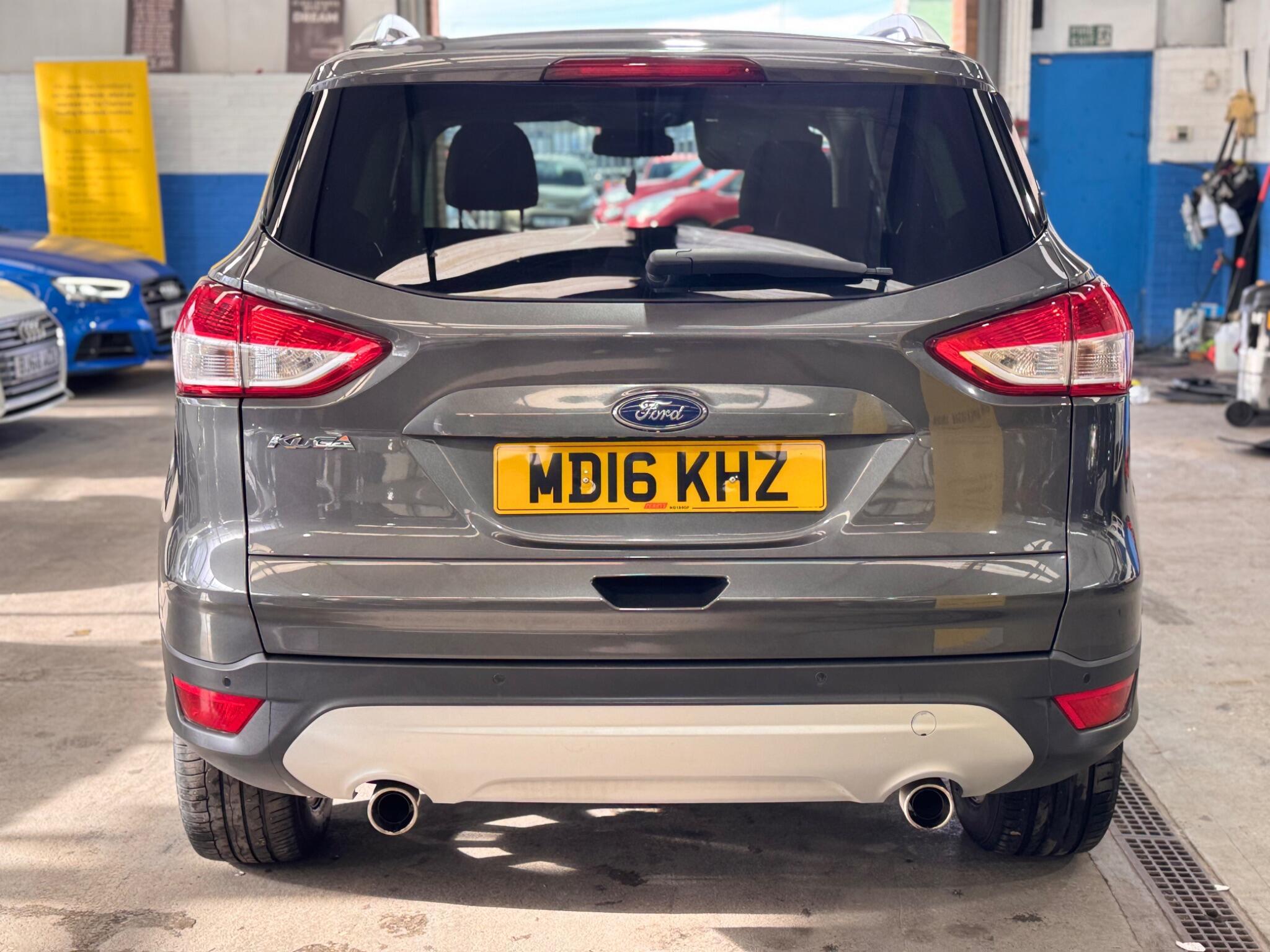Ford Kuga - Image 8