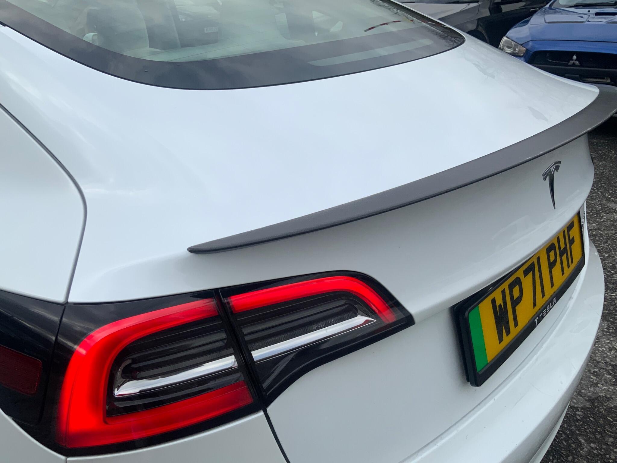 Tesla Model 3 - Image 42