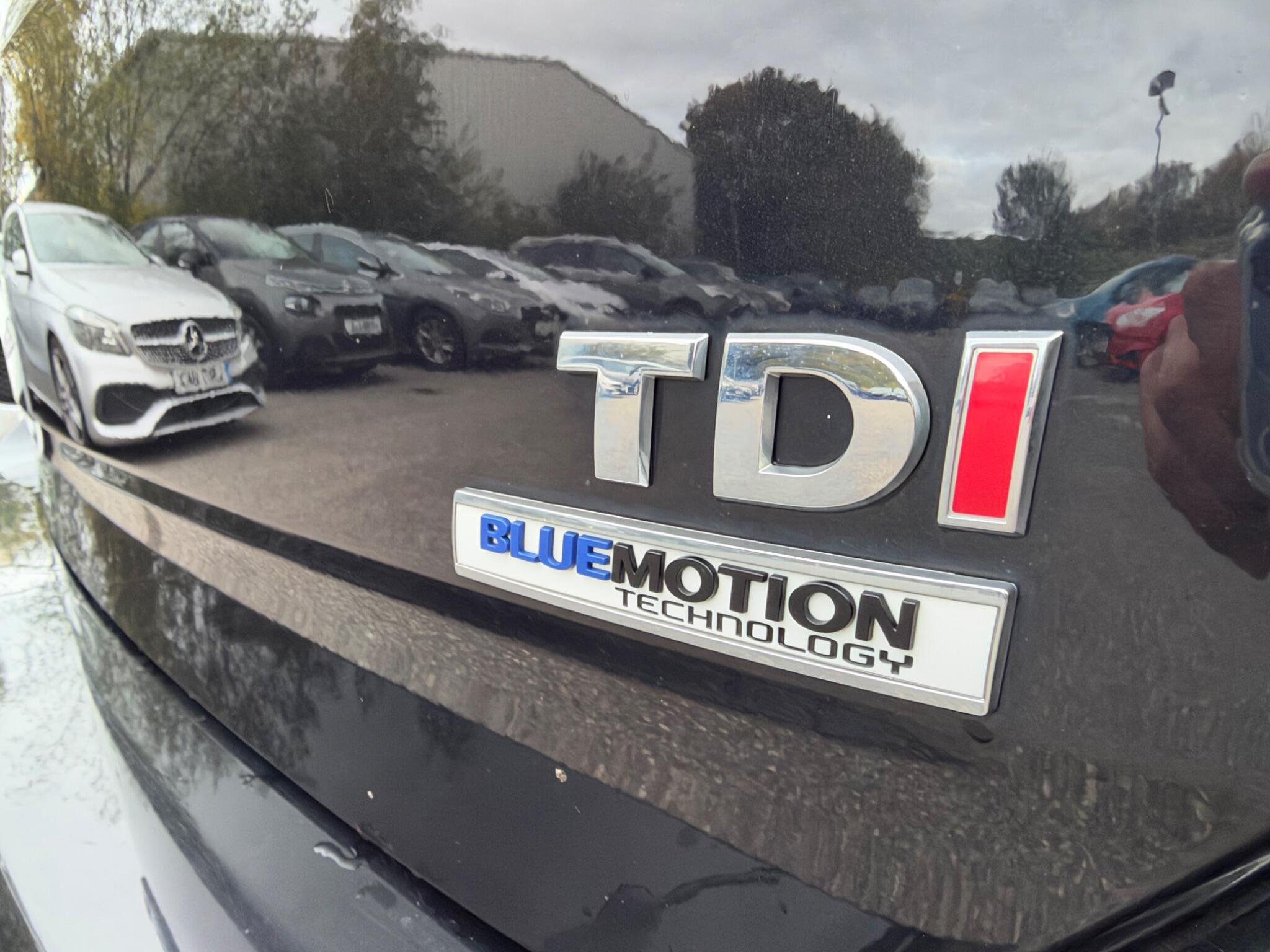 Volkswagen Golf - Image 13