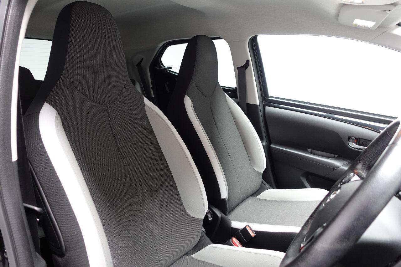 Toyota Aygo - Image 9